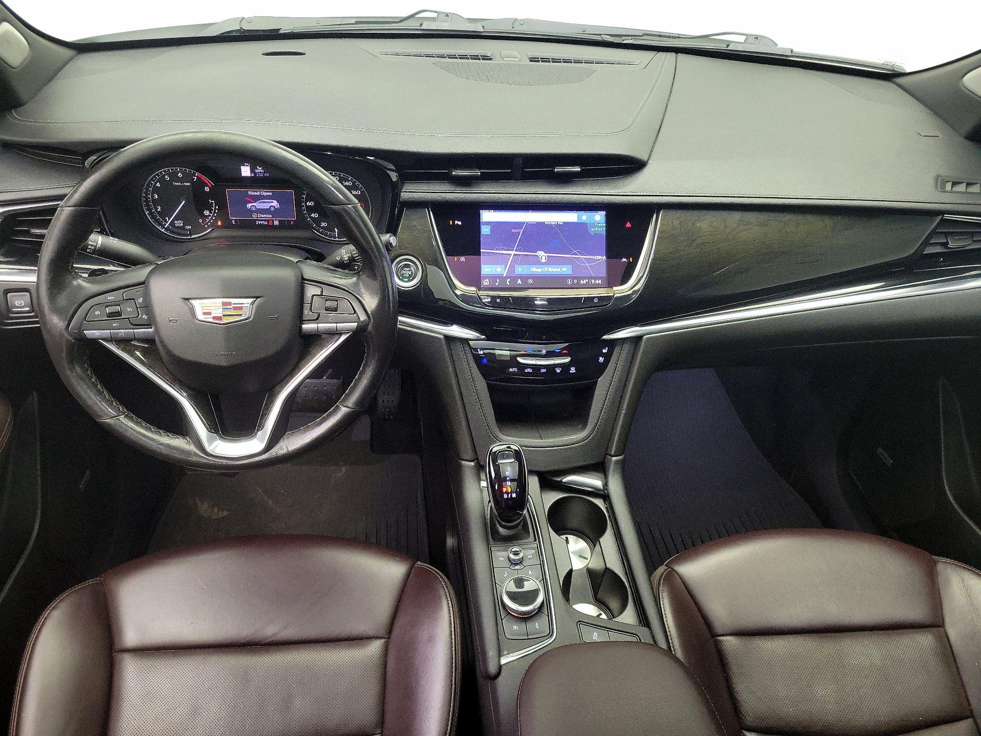 Thumbnail: 2022 Cadillac XT6 - 9