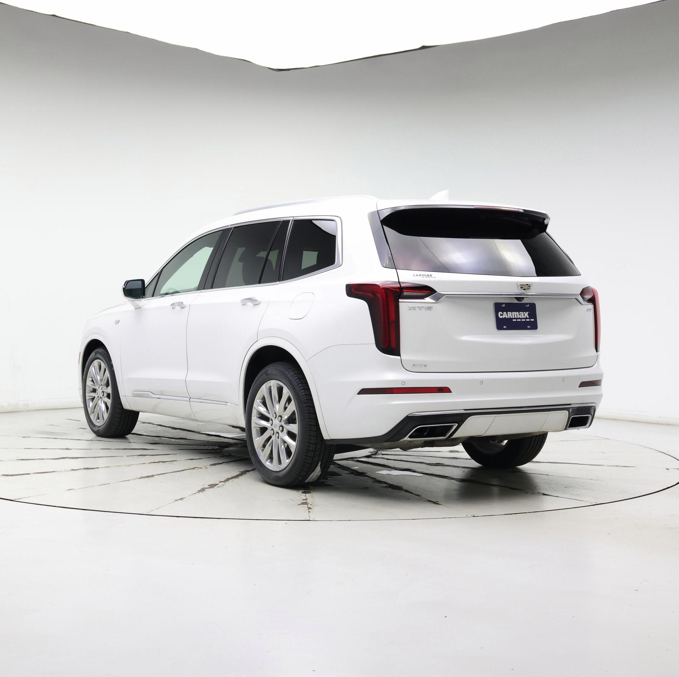Thumbnail: 2022 Cadillac XT6 - 2