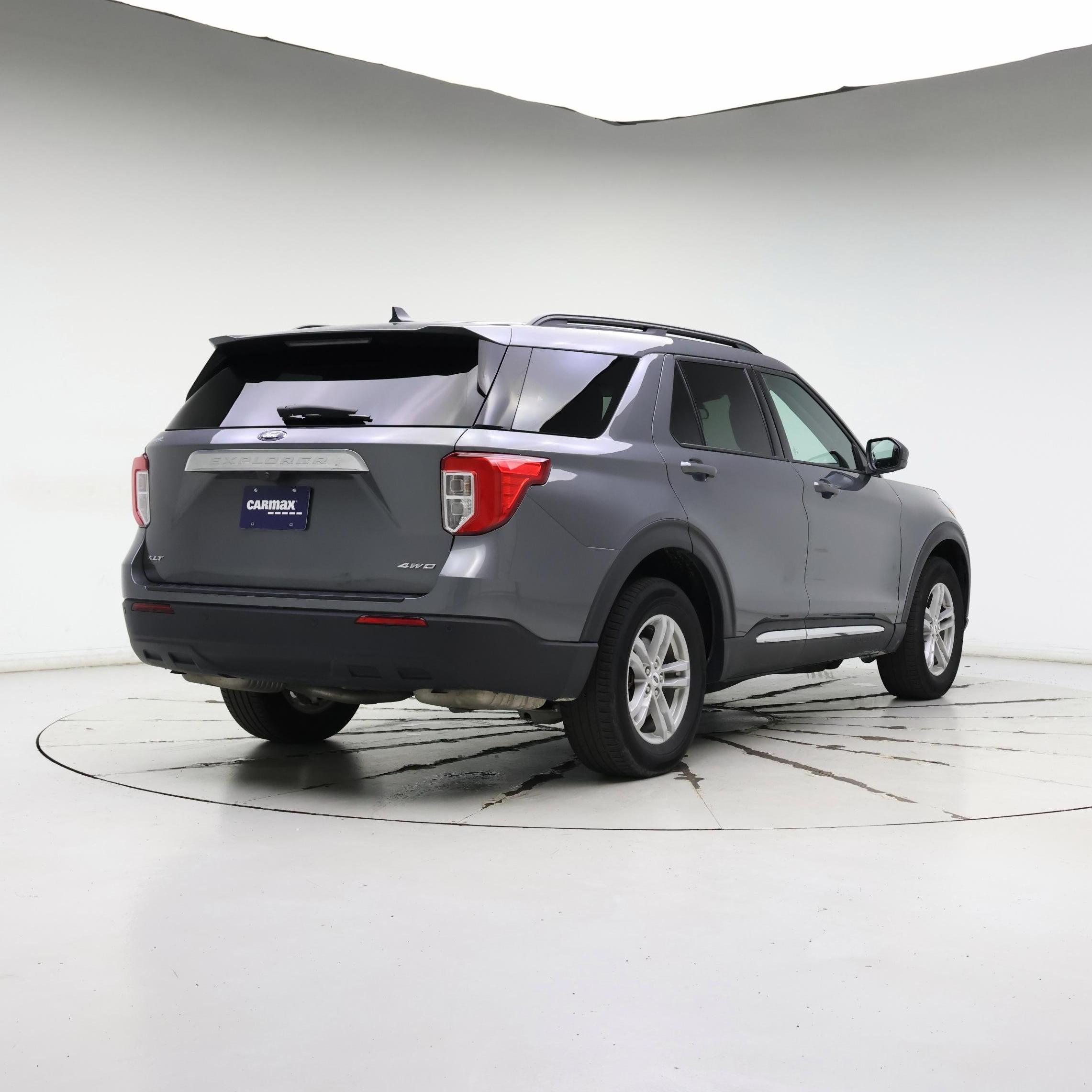 Thumbnail: 2023 Ford Explorer - 8