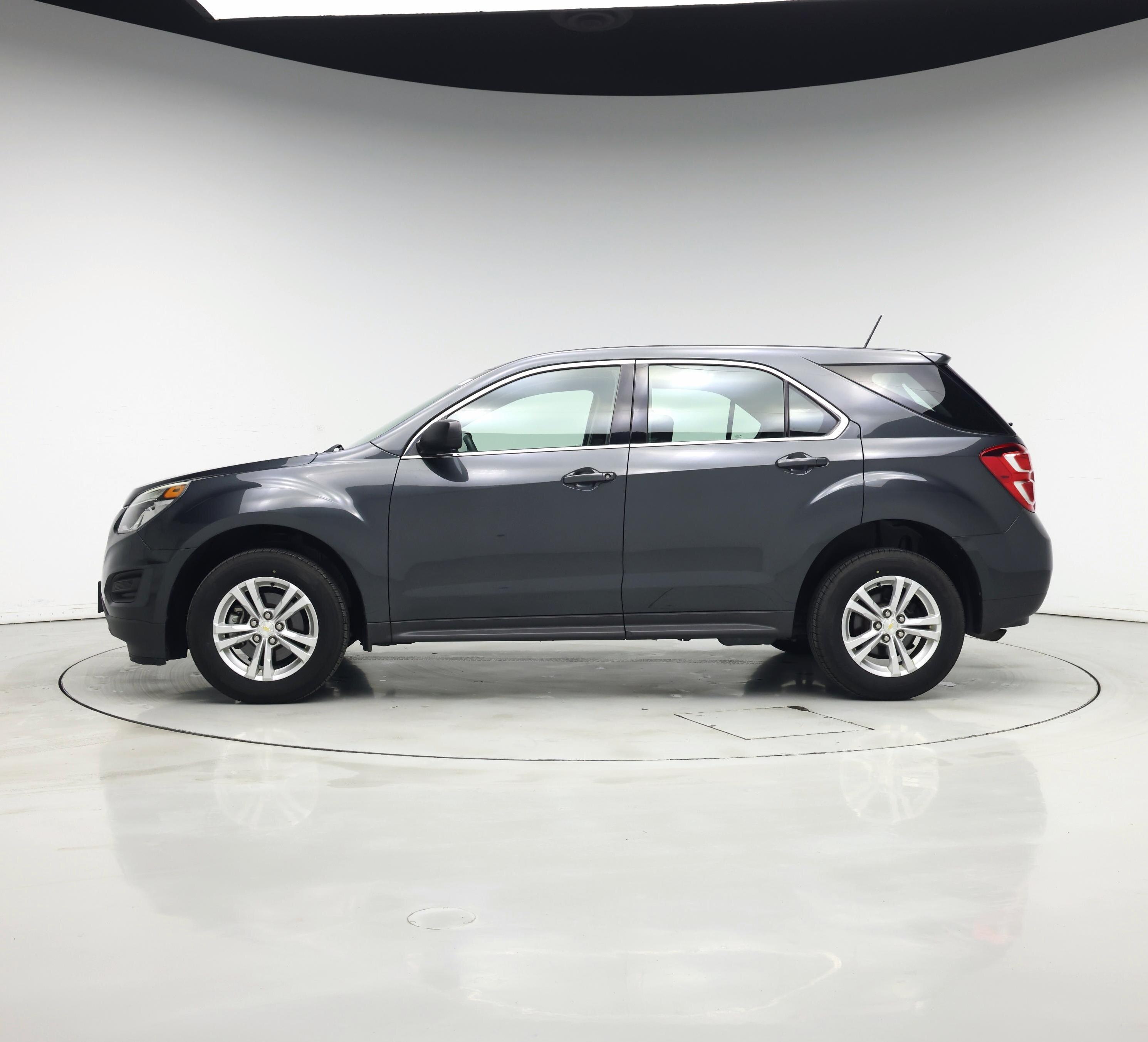 Thumbnail: 2017 Chevrolet Equinox - 3