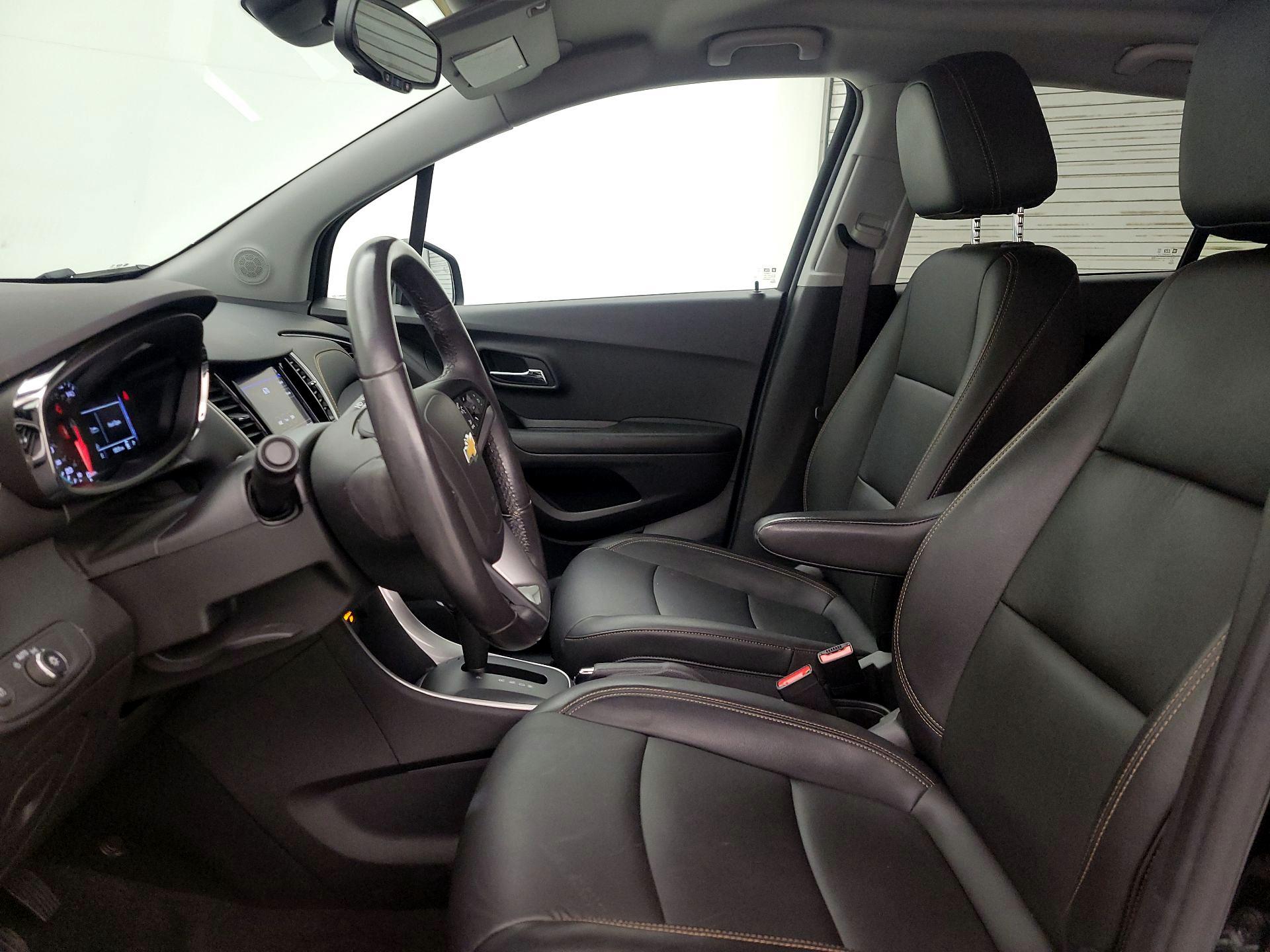 Thumbnail: 2022 Chevrolet Trax - 11