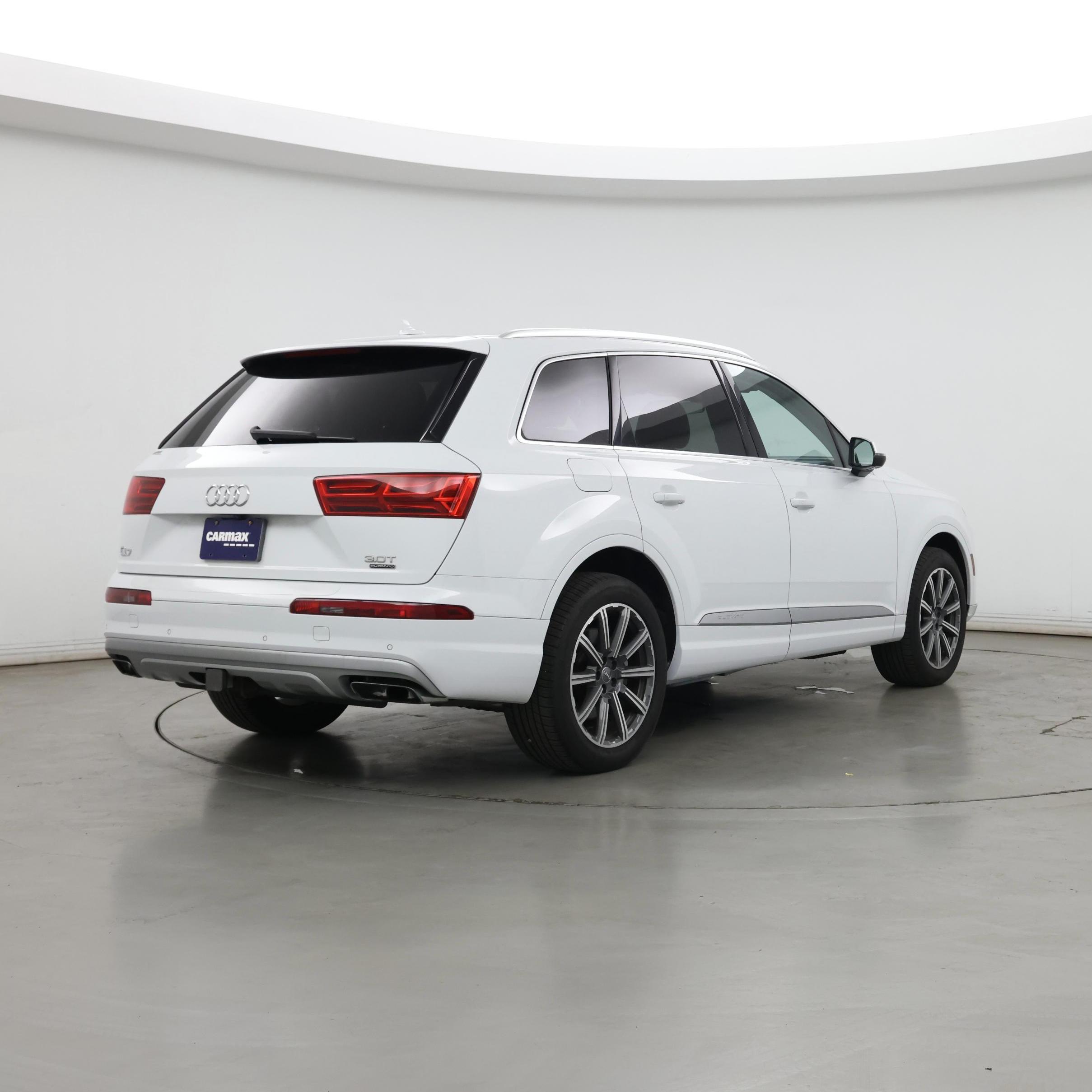 Thumbnail: 2017 Audi Q7 - 8