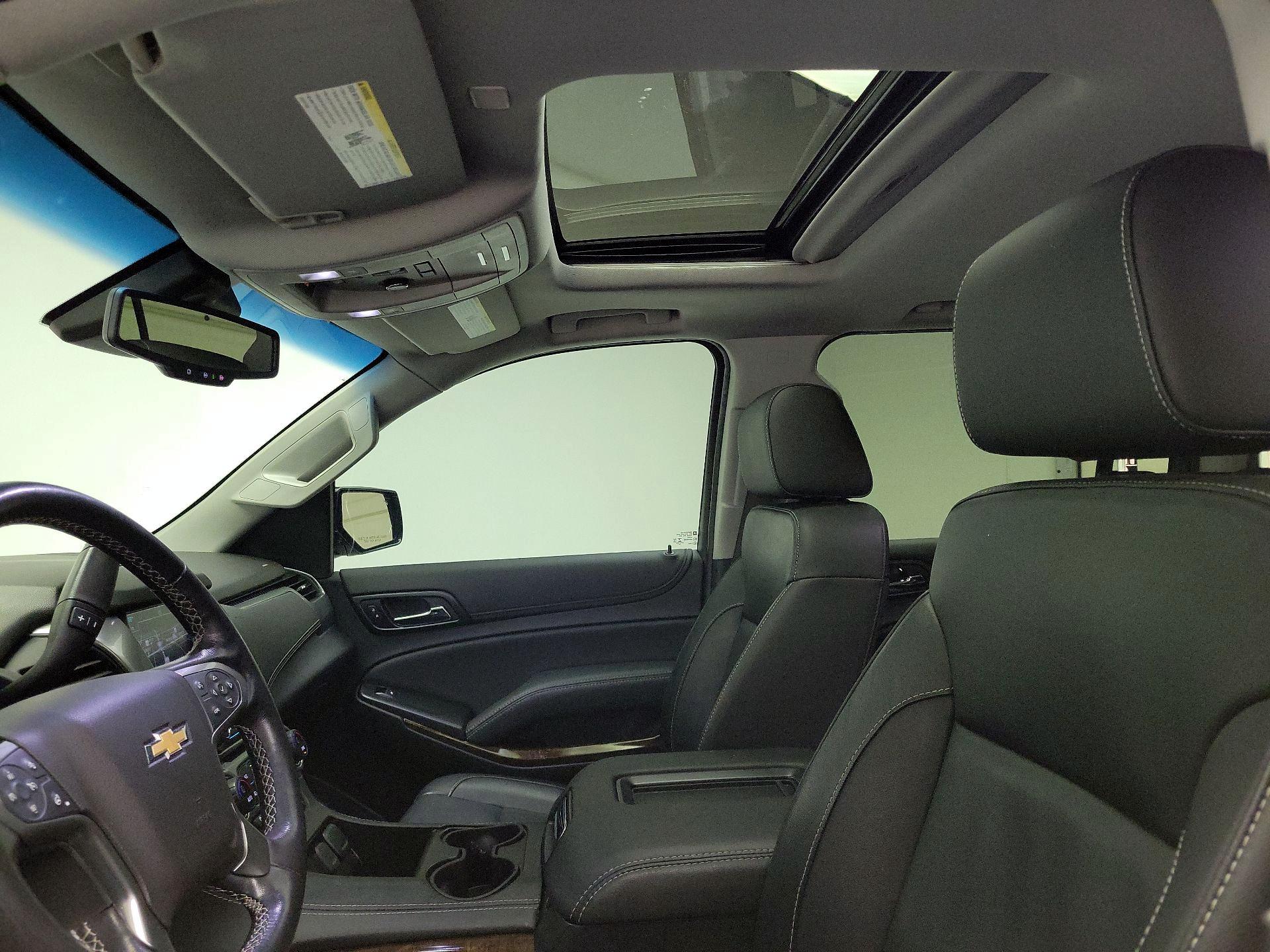 Thumbnail: 2019 Chevrolet Suburban - 20