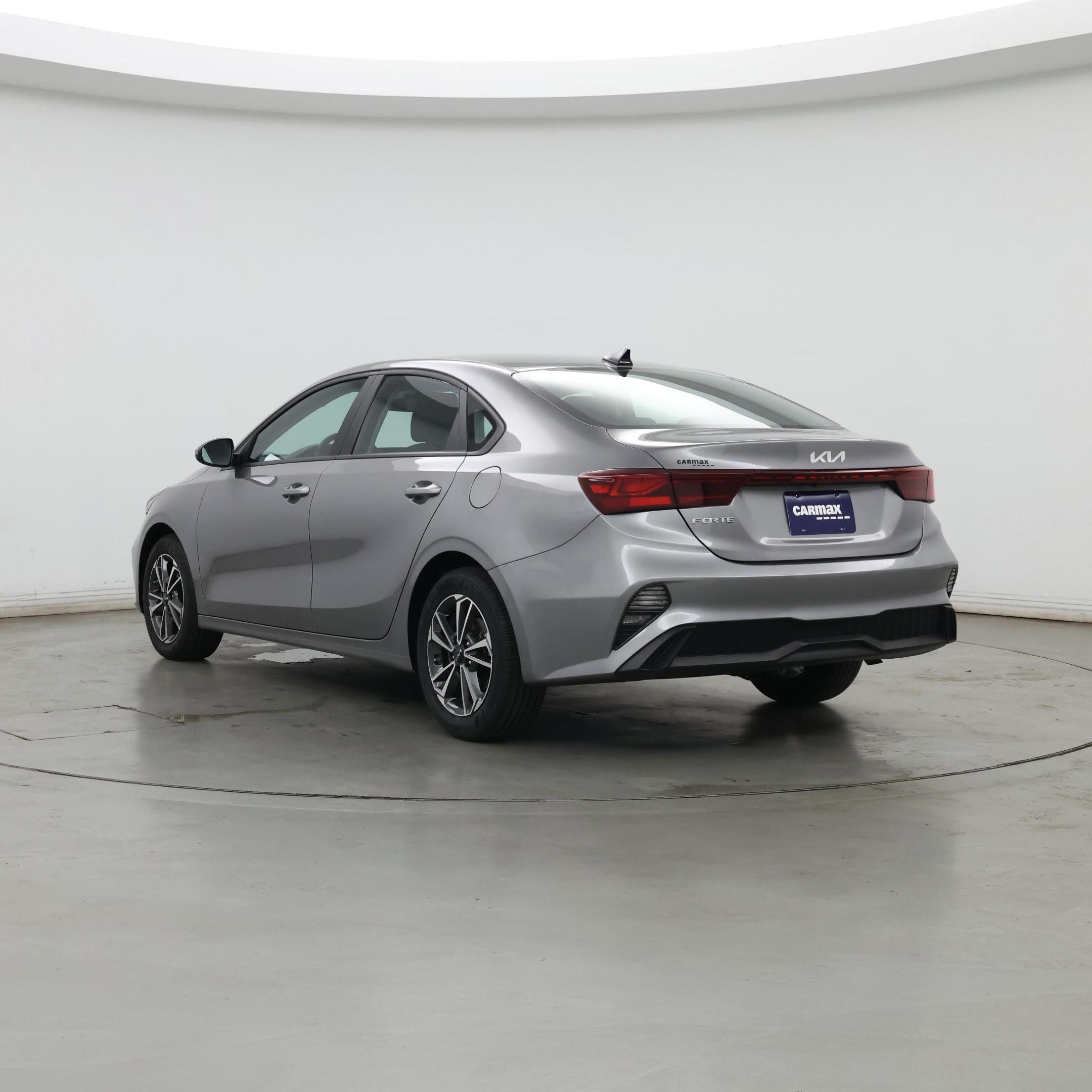 Thumbnail: 2023 Kia Forte - 2