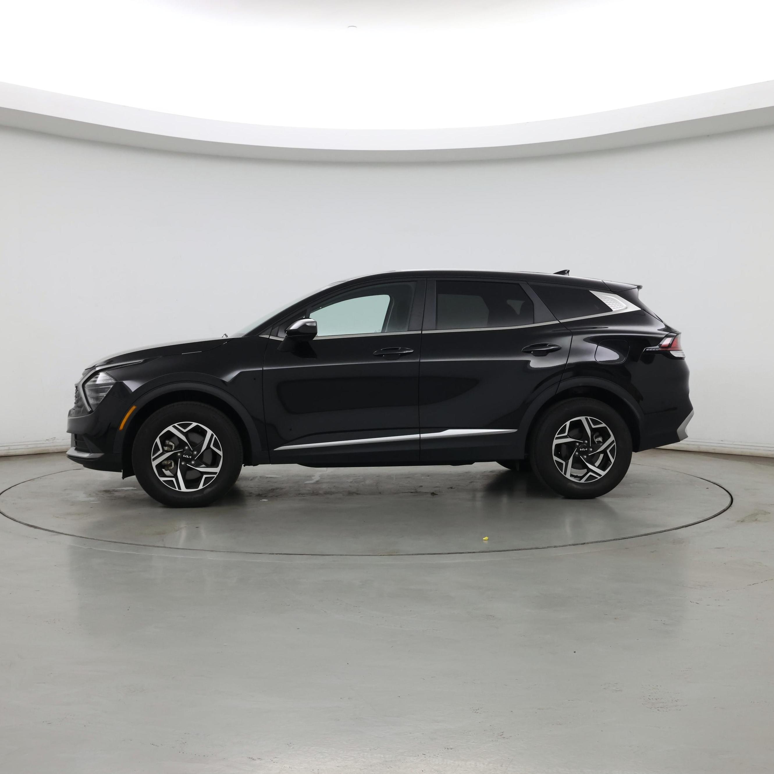 Thumbnail: 2024 Kia Sportage - 3