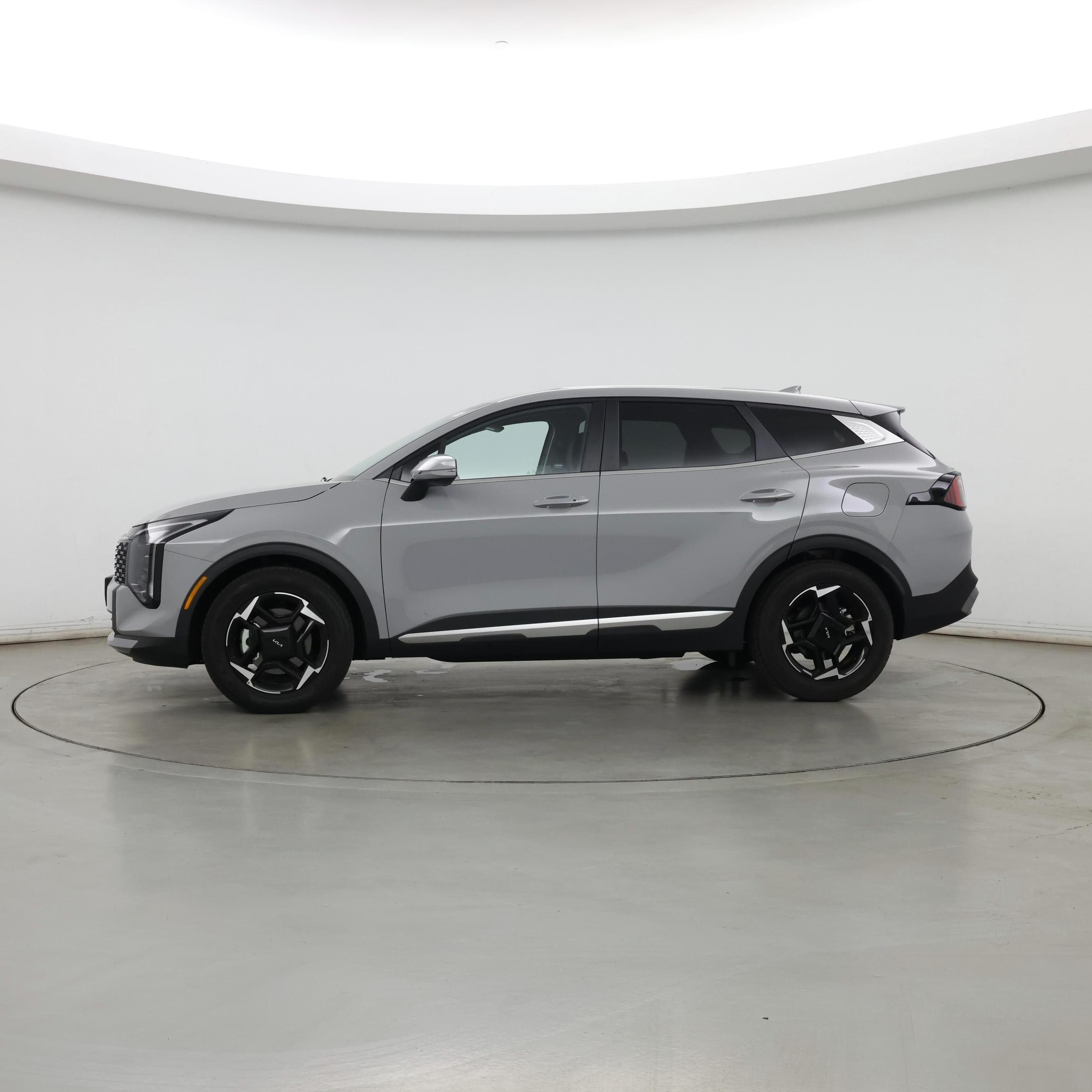 Thumbnail: 2026 Kia Sportage - 3