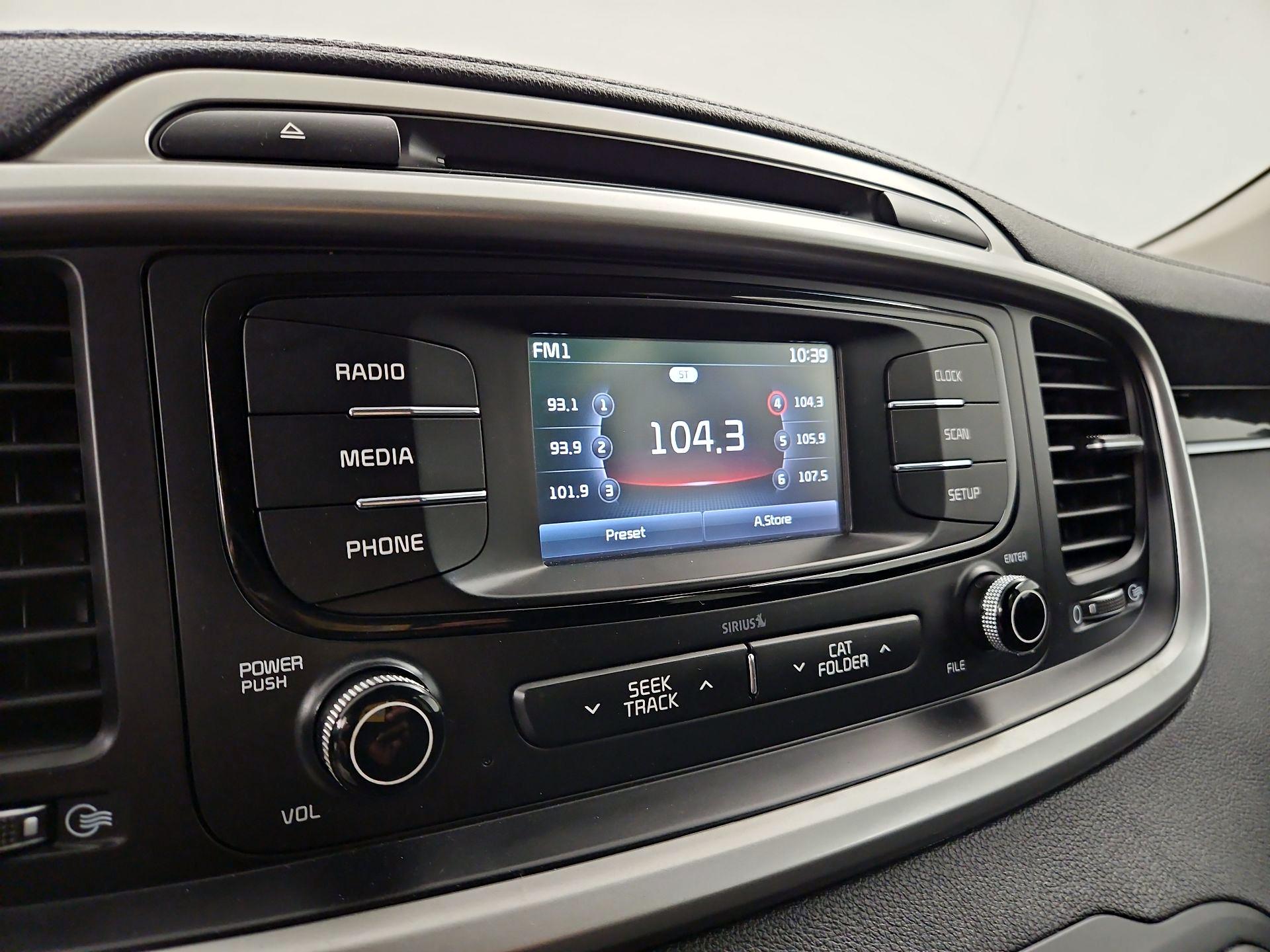 Thumbnail: 2018 Kia Sorento - 15