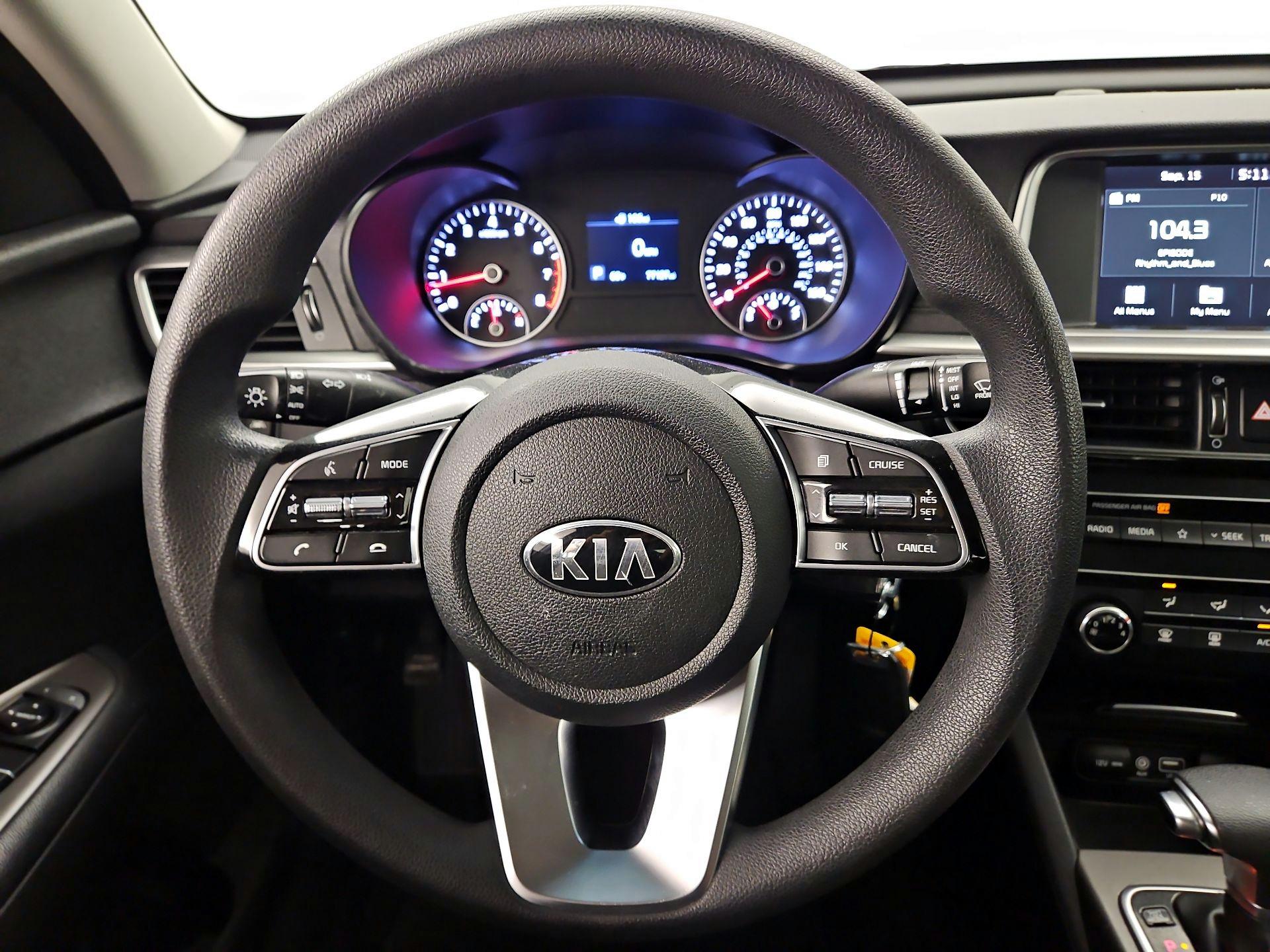 Thumbnail: 2019 Kia Optima - 10