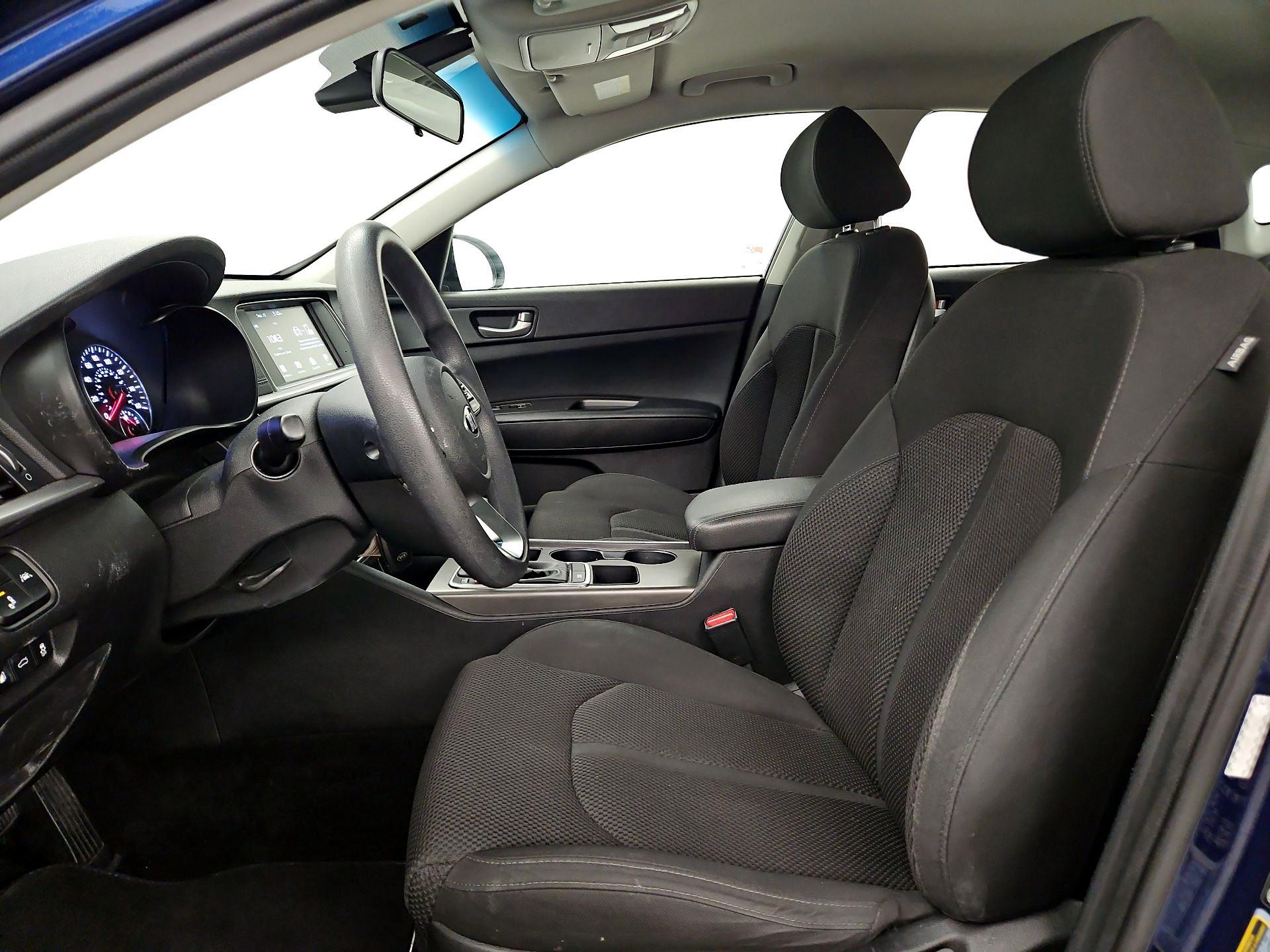 Thumbnail: 2019 Kia Optima - 11