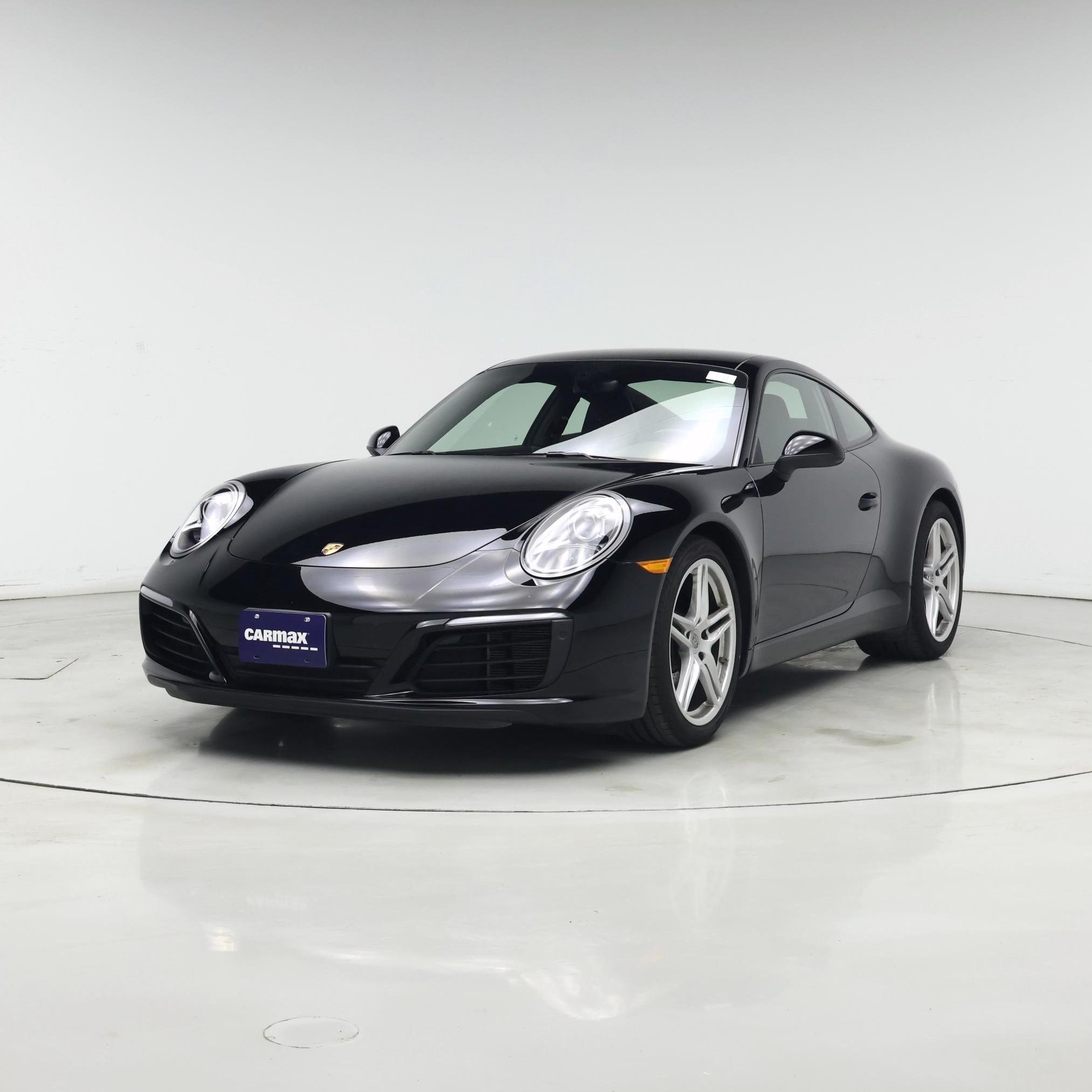 Thumbnail: 2018 Porsche 911 - 4