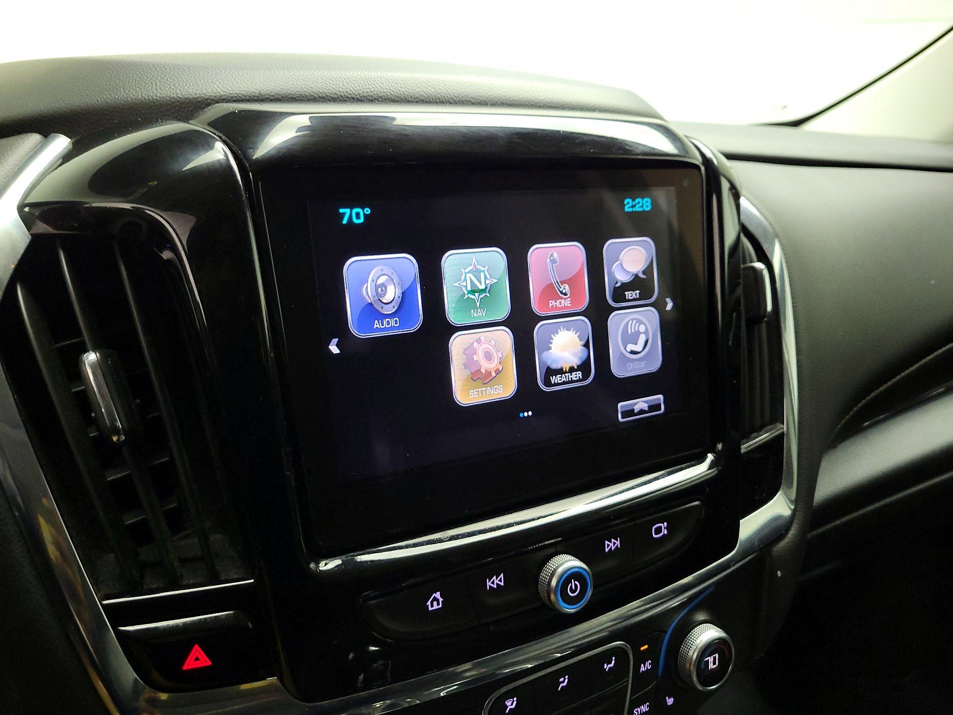 Thumbnail: 2018 Chevrolet Traverse - 15
