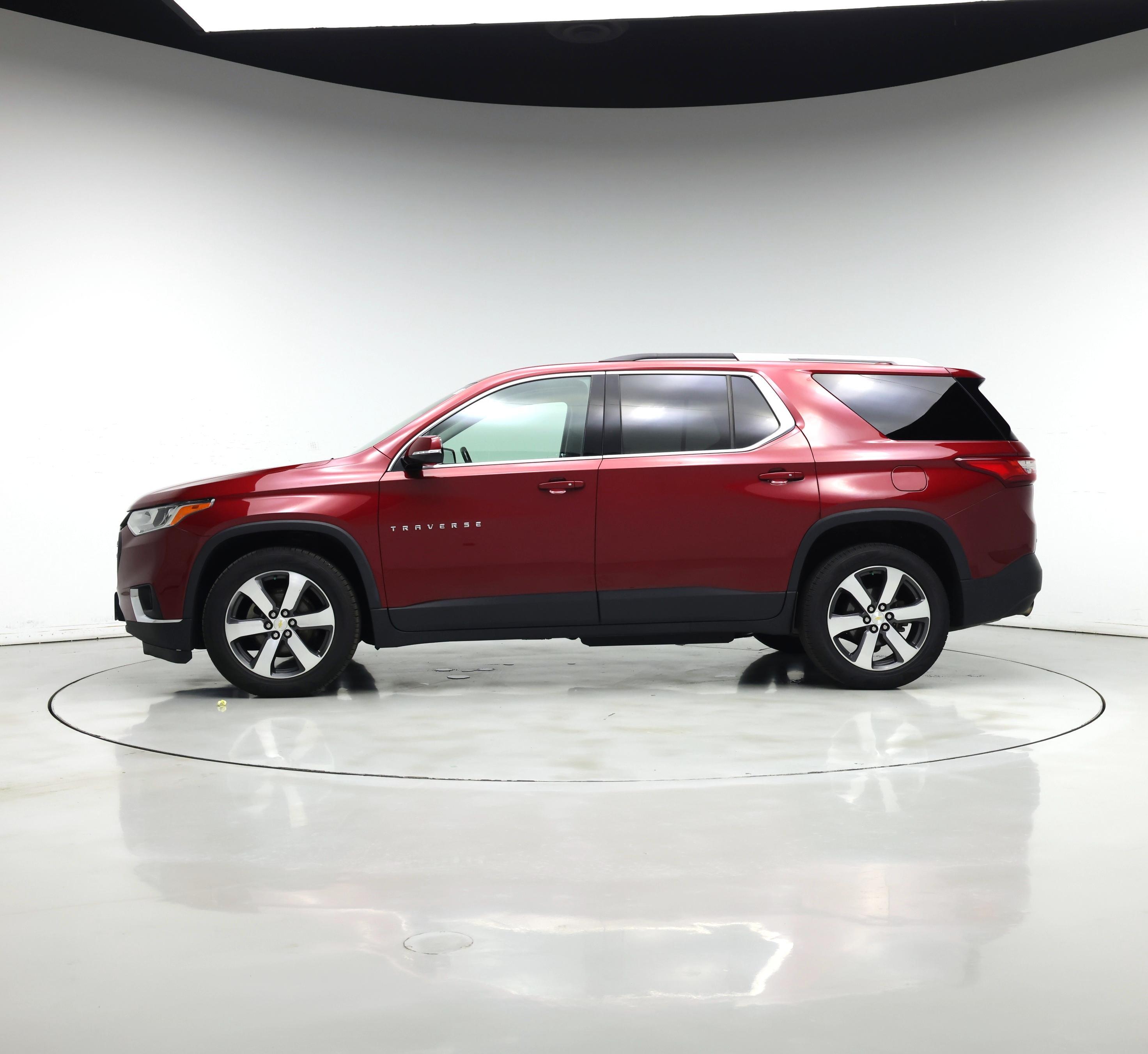 Thumbnail: 2018 Chevrolet Traverse - 3