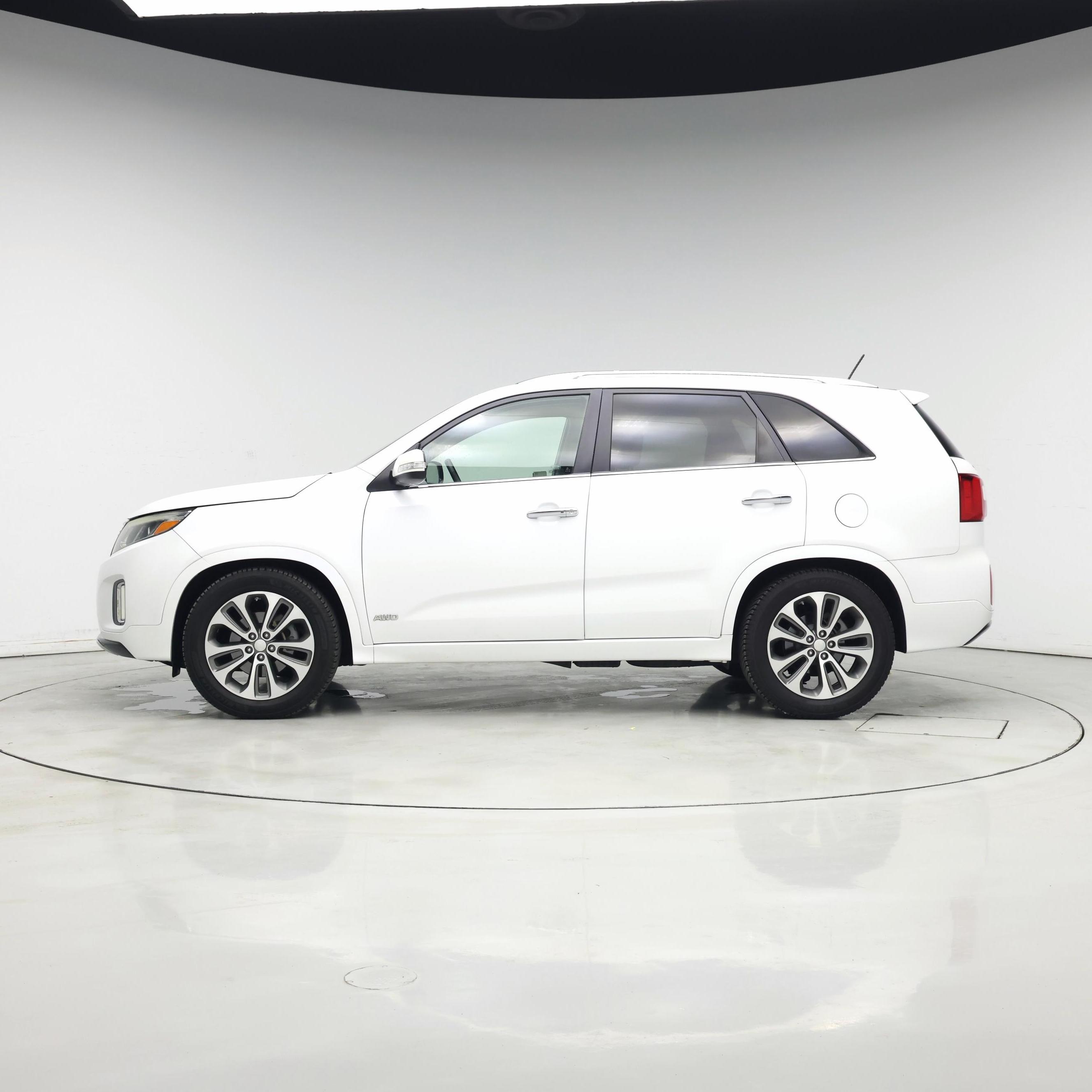 Thumbnail: 2015 Kia Sorento - 3