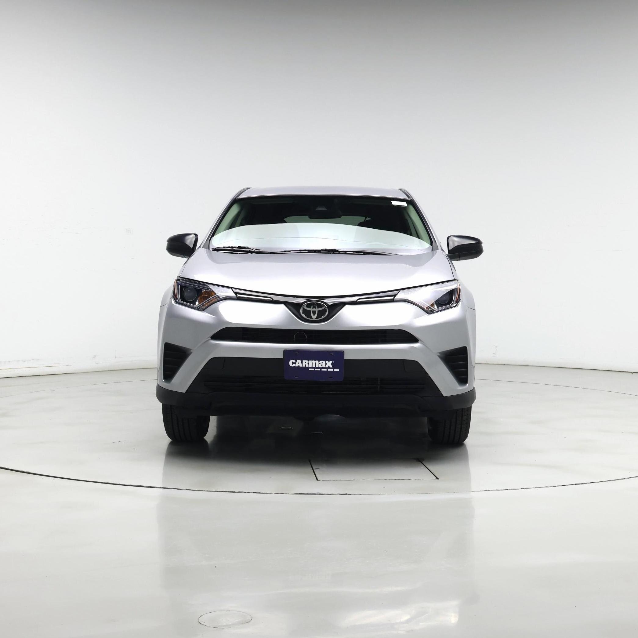 Thumbnail: 2017 Toyota RAV4 - 5