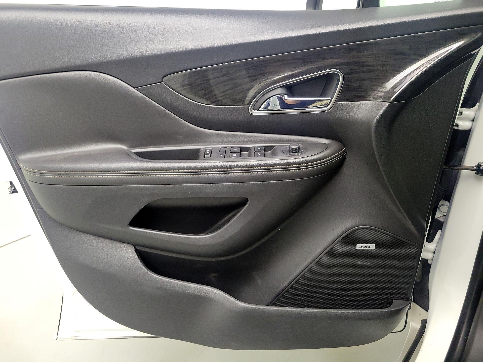Thumbnail: 2015 Buick Encore - 12