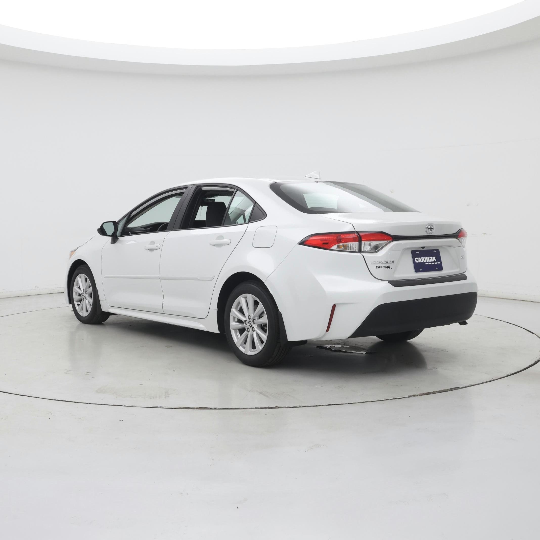 Thumbnail: 2024 Toyota Corolla - 2
