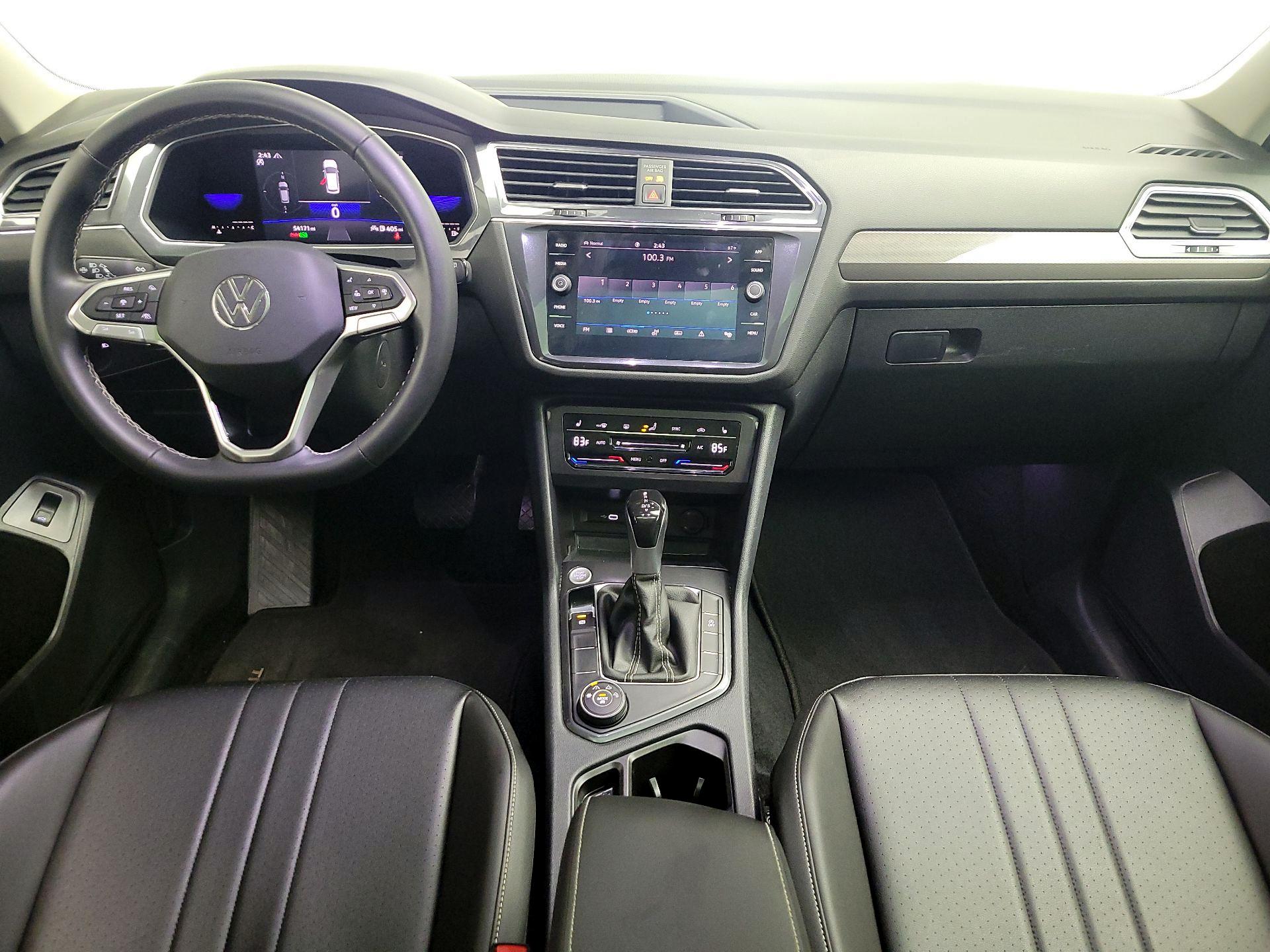 Thumbnail: 2022 Volkswagen Tiguan - 9