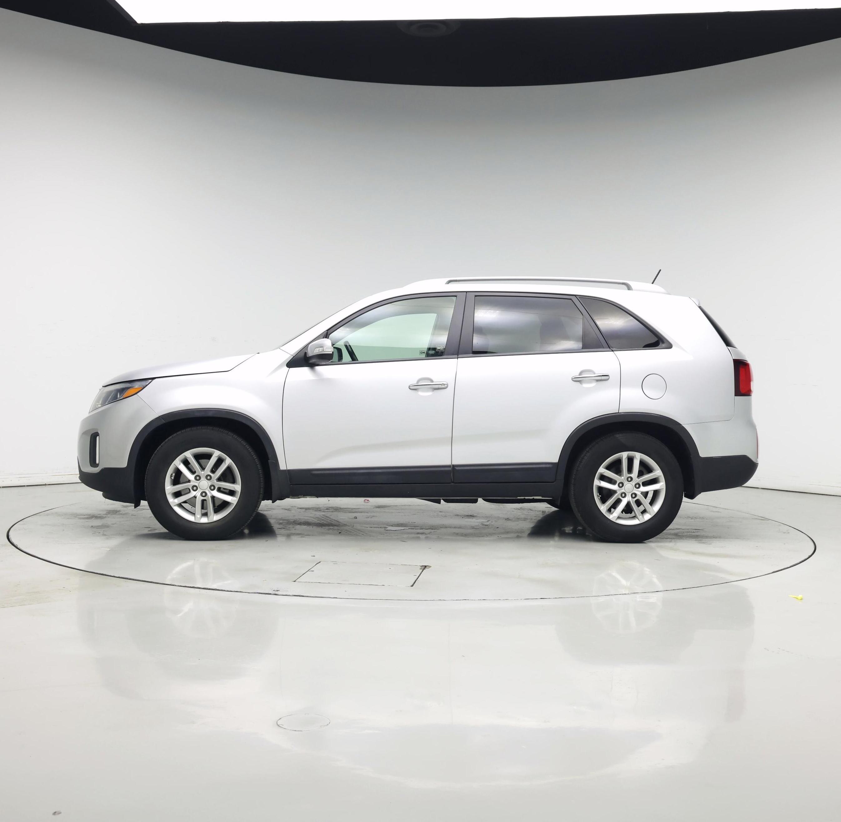 Thumbnail: 2015 Kia Sorento - 3