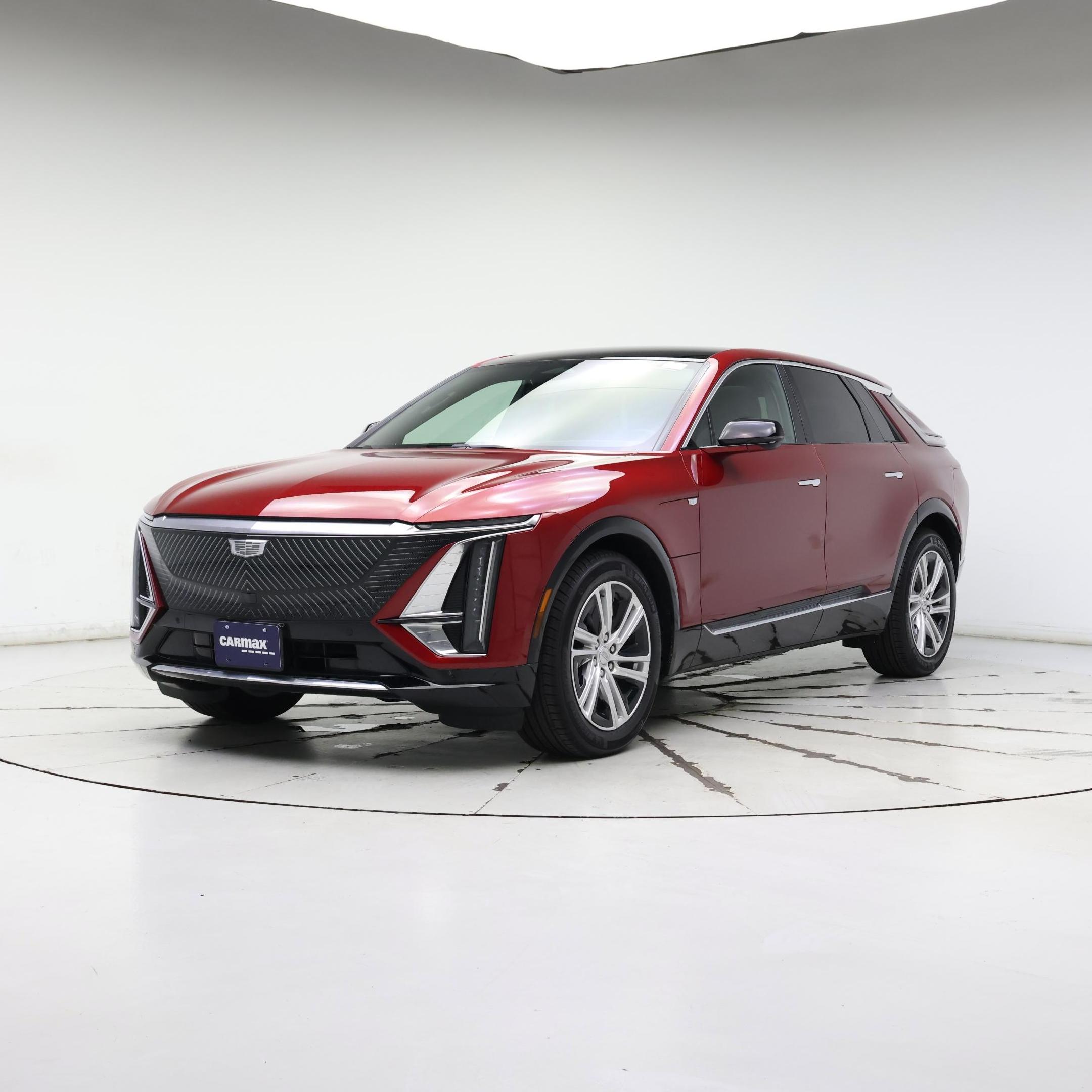 Thumbnail: 2024 Cadillac Lyriq - 4