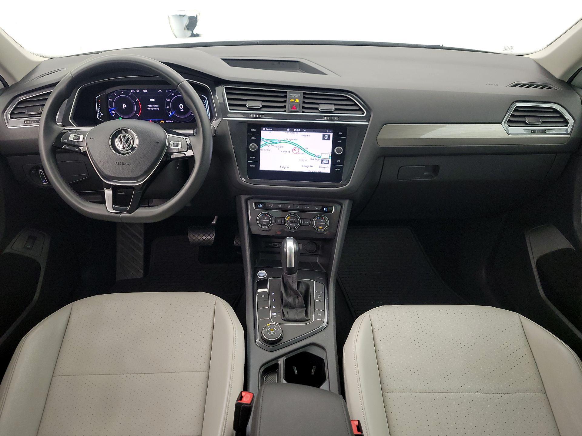 Thumbnail: 2020 Volkswagen Tiguan - 9