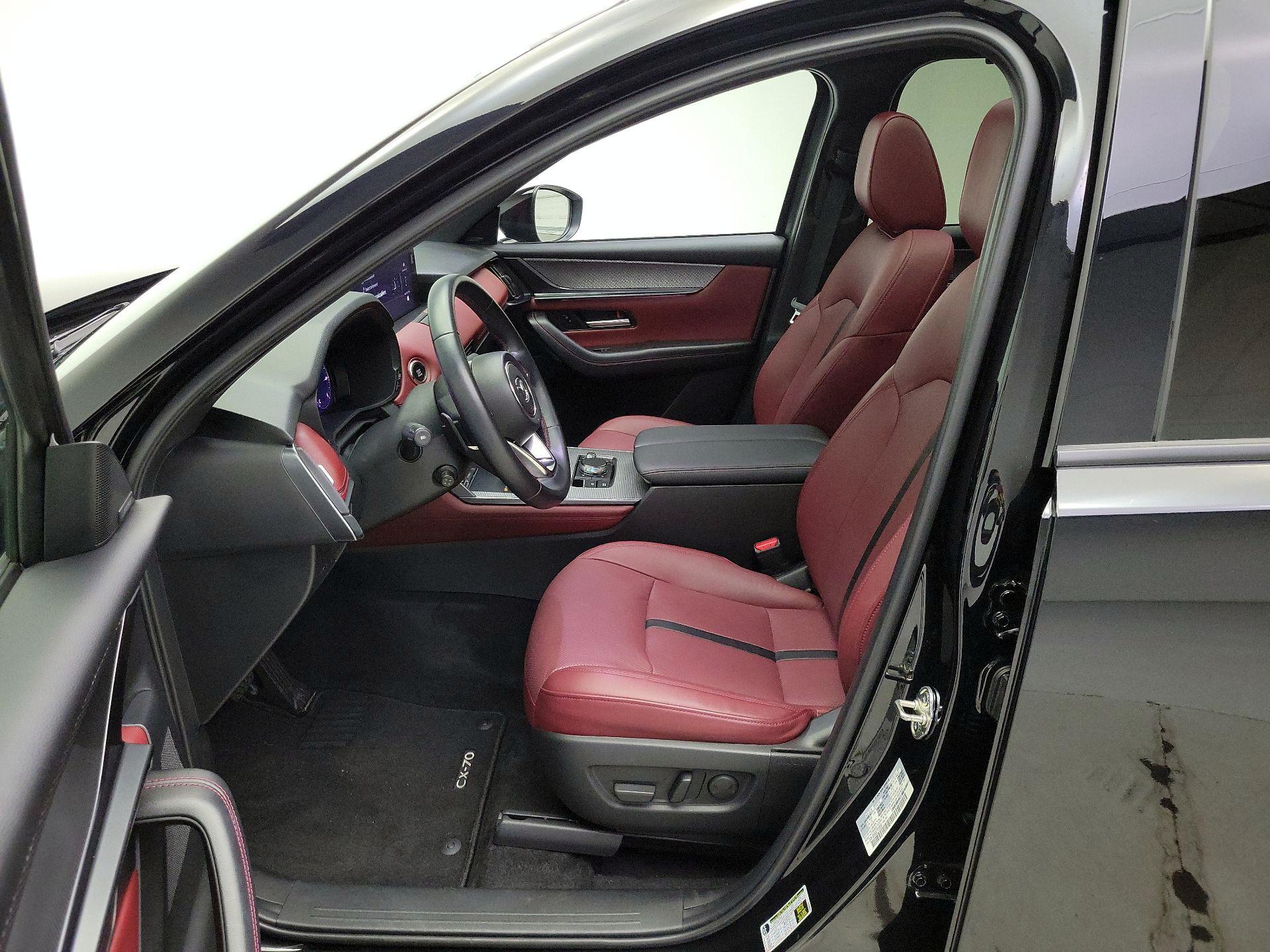 Thumbnail: 2025 Mazda CX-70 - 11