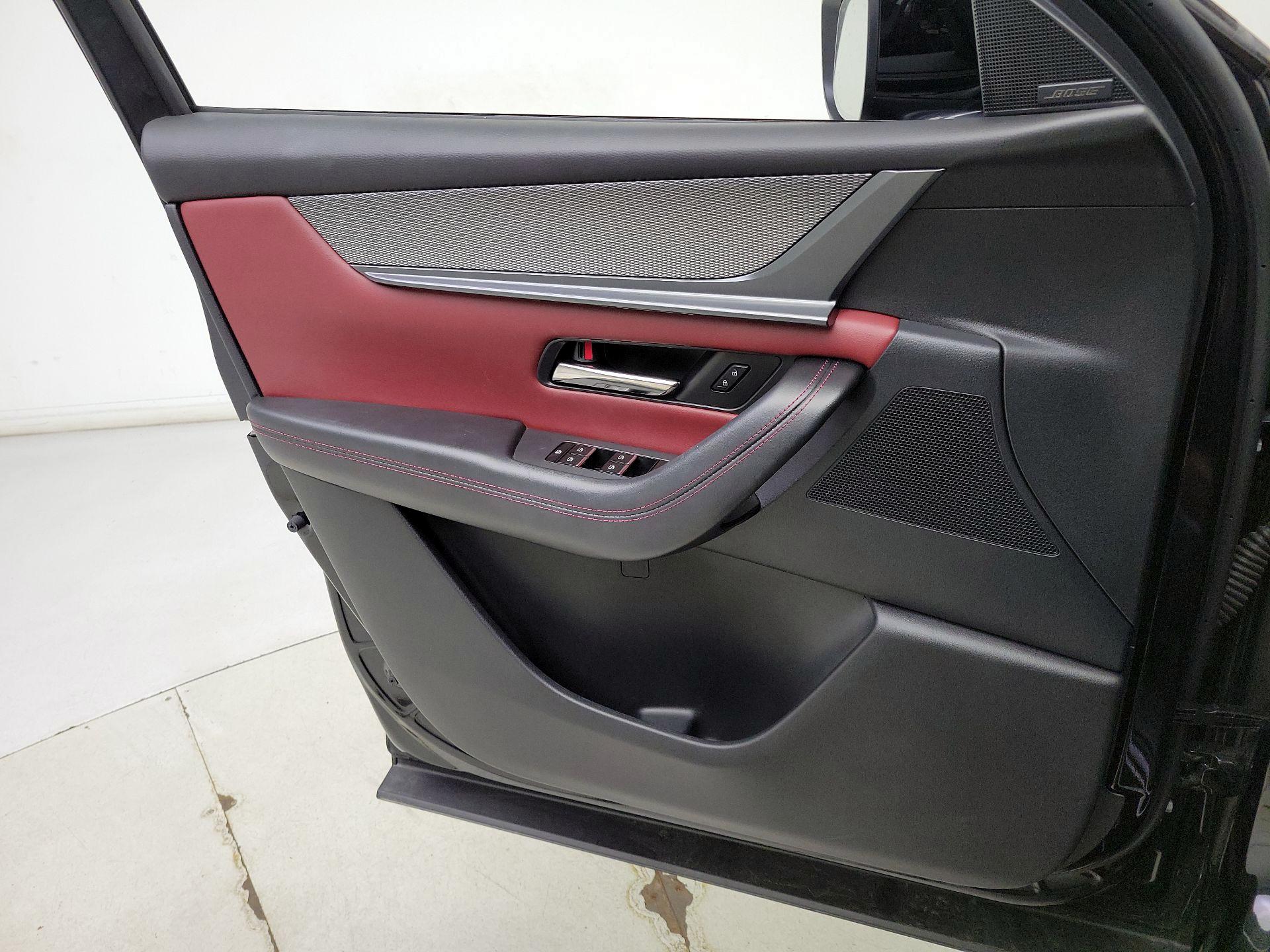 Thumbnail: 2025 Mazda CX-70 - 12