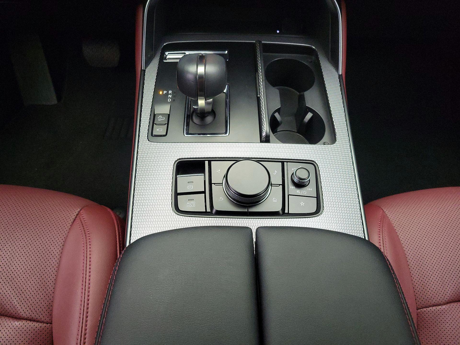 Thumbnail: 2025 Mazda CX-70 - 18