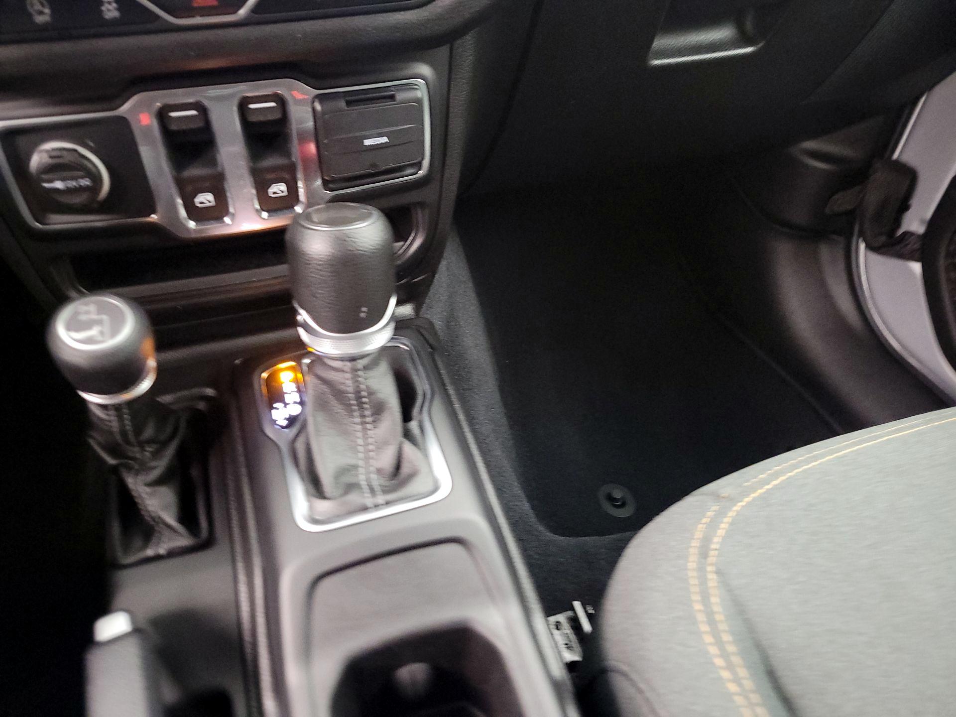 Thumbnail: 2024 Jeep Wrangler - 17