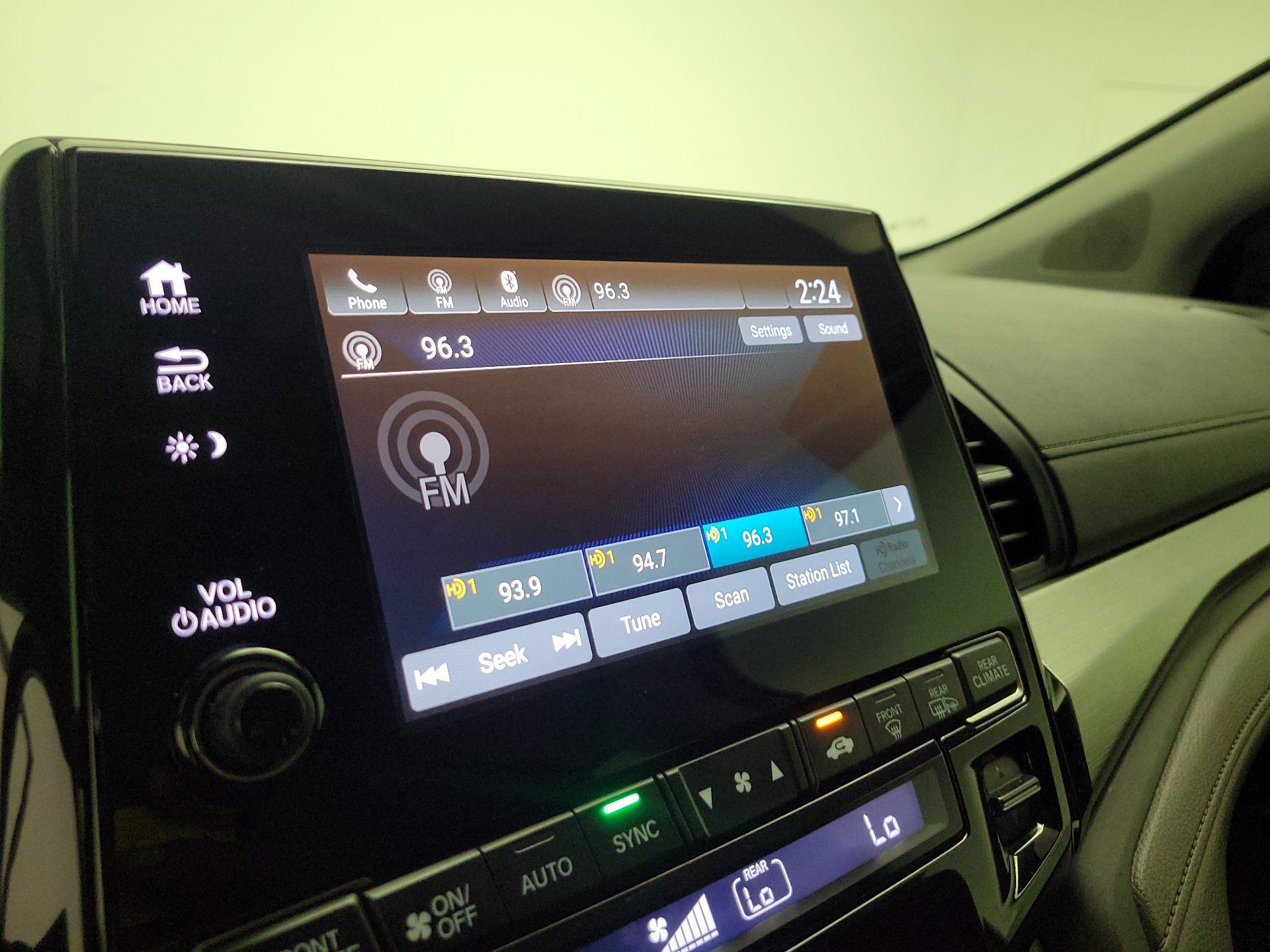 Thumbnail: 2019 Honda Odyssey - 14