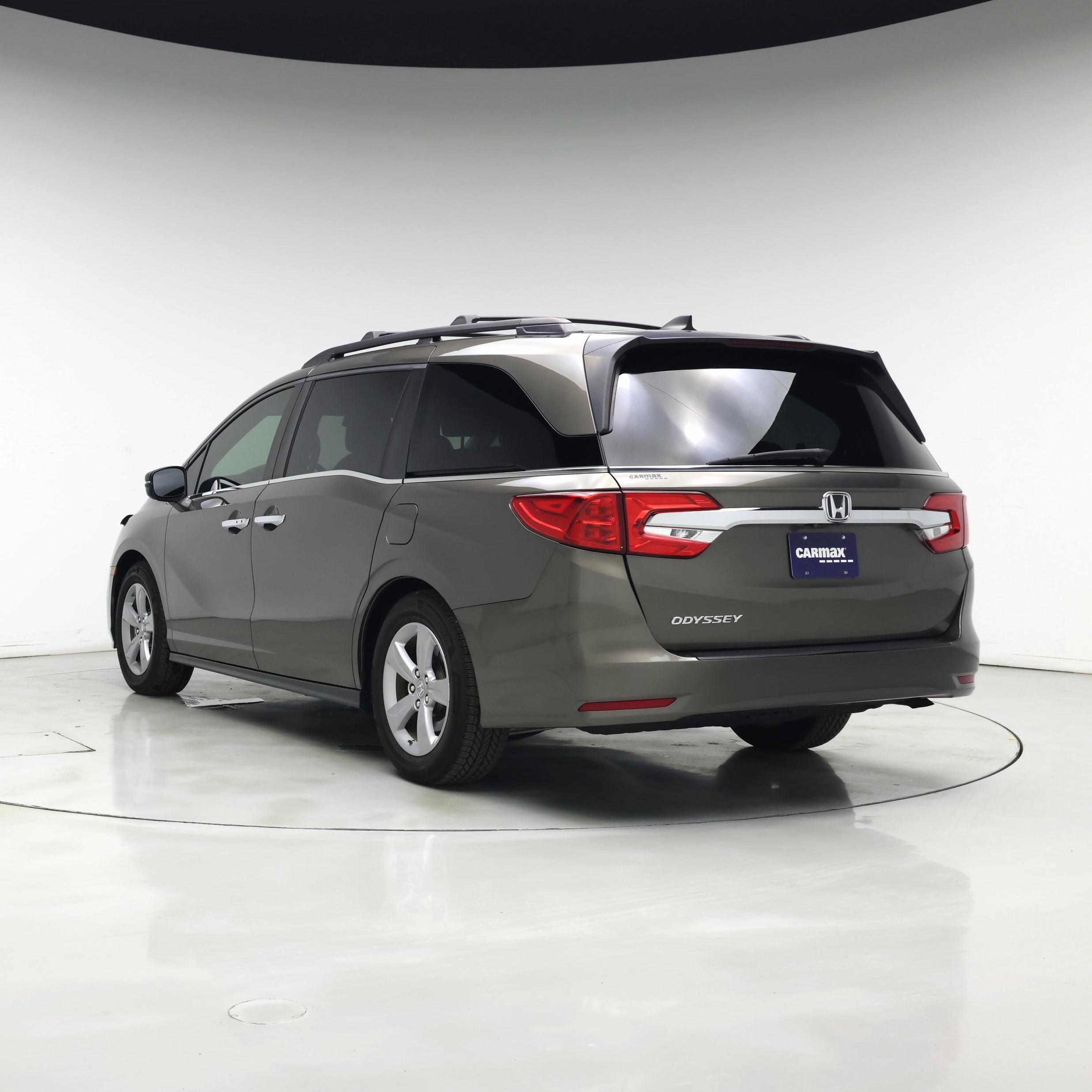 Thumbnail: 2019 Honda Odyssey - 2