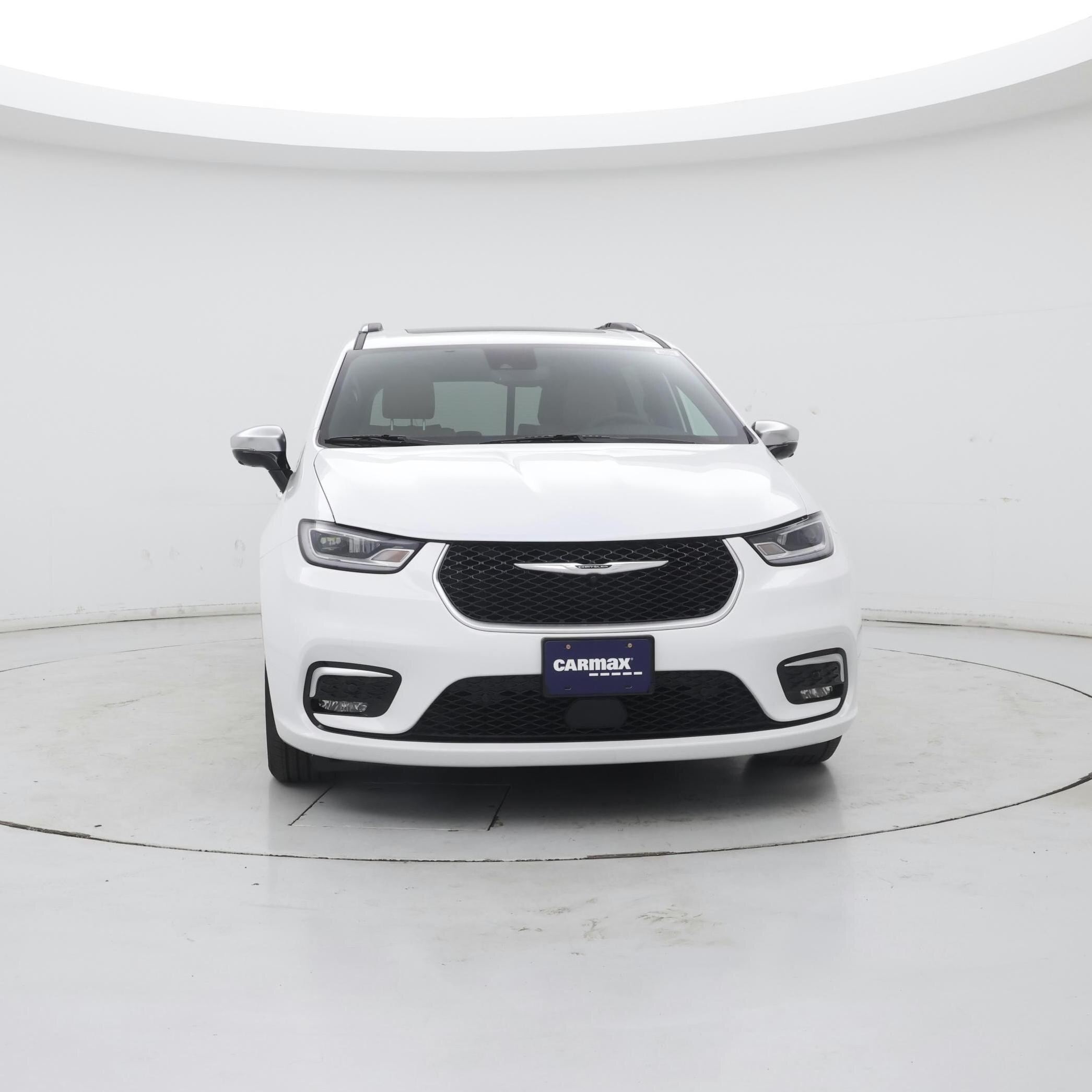 Thumbnail: 2023 Chrysler Pacifica - 5