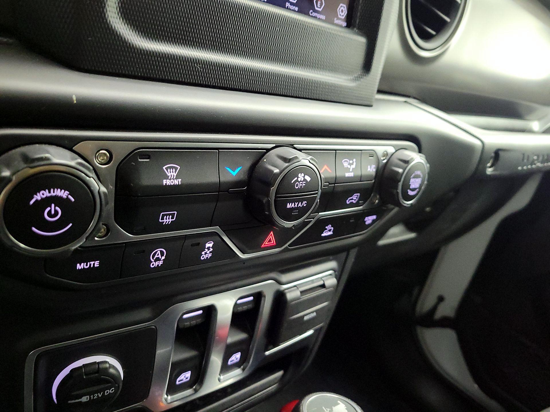 Thumbnail: 2023 Jeep Wrangler - 14