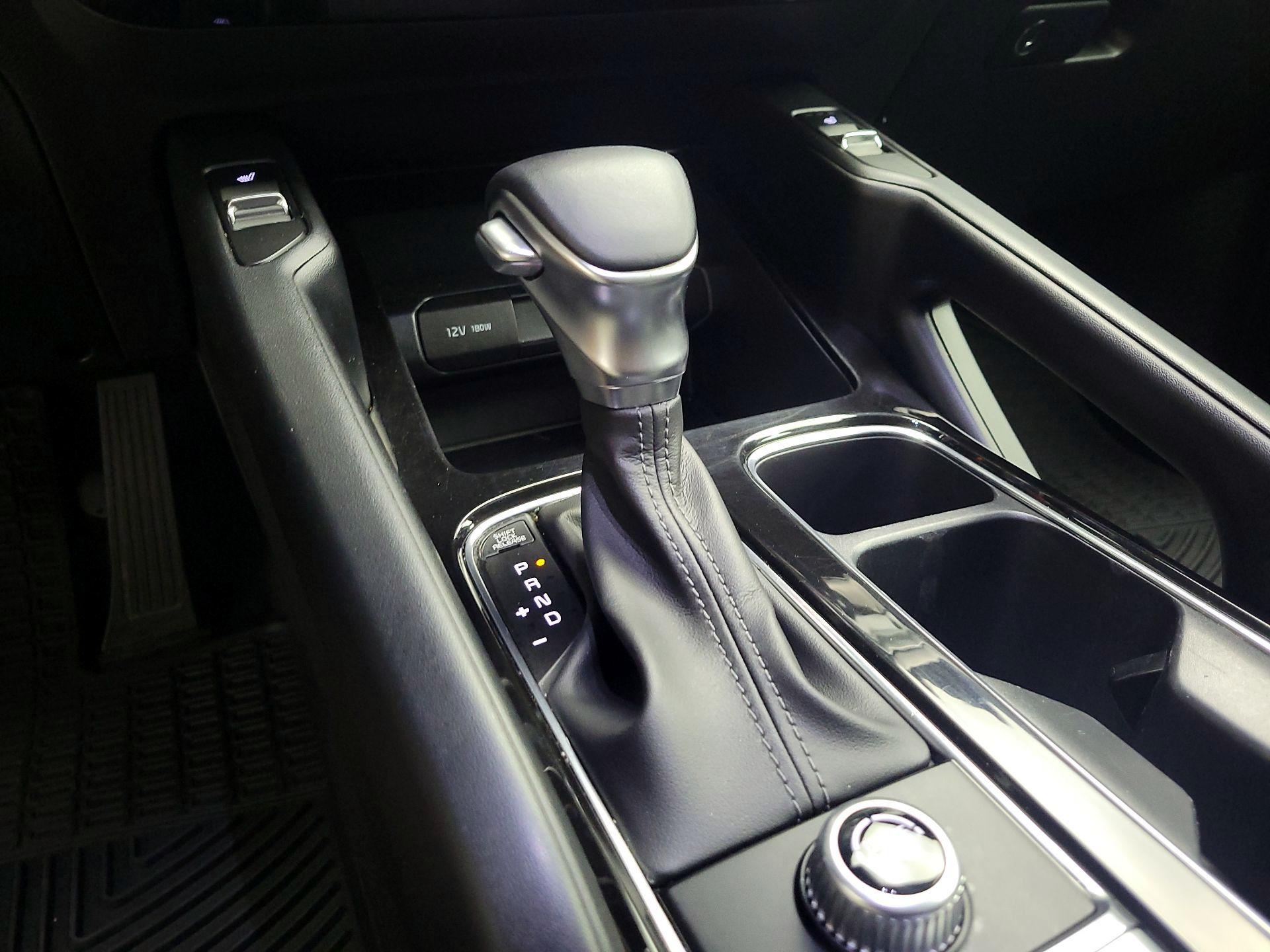 Thumbnail: 2020 Kia Telluride - 17