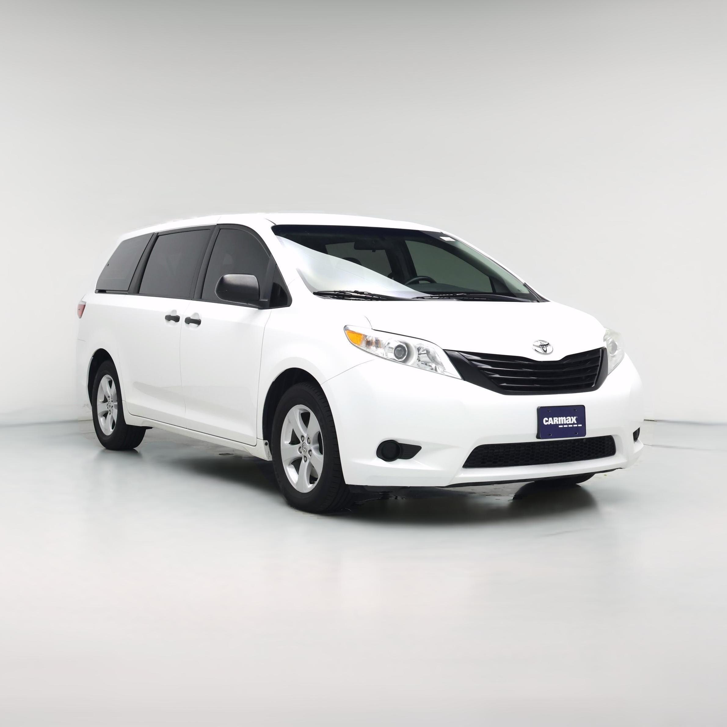 Thumbnail: 2017 Toyota Sienna - 1