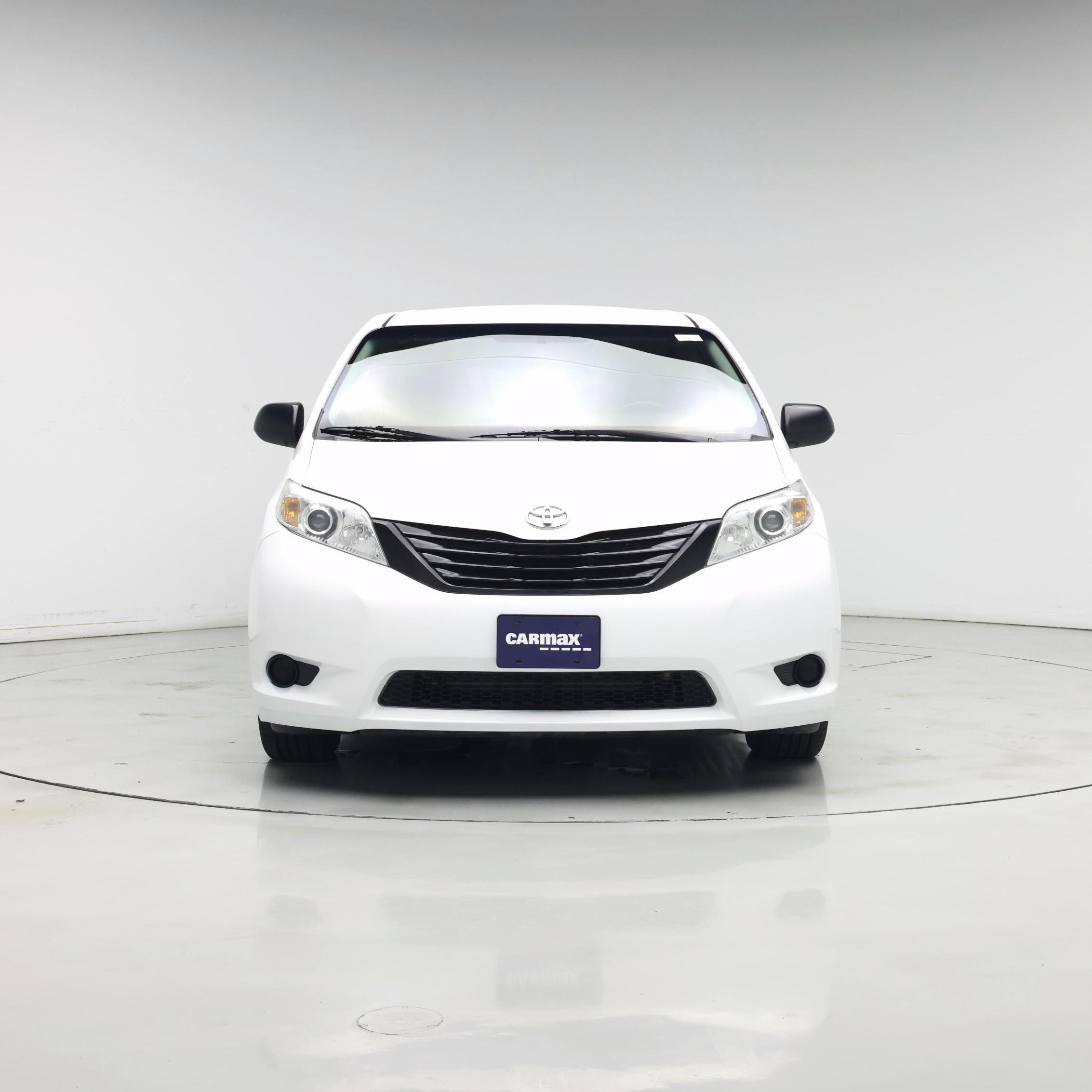Thumbnail: 2017 Toyota Sienna - 5