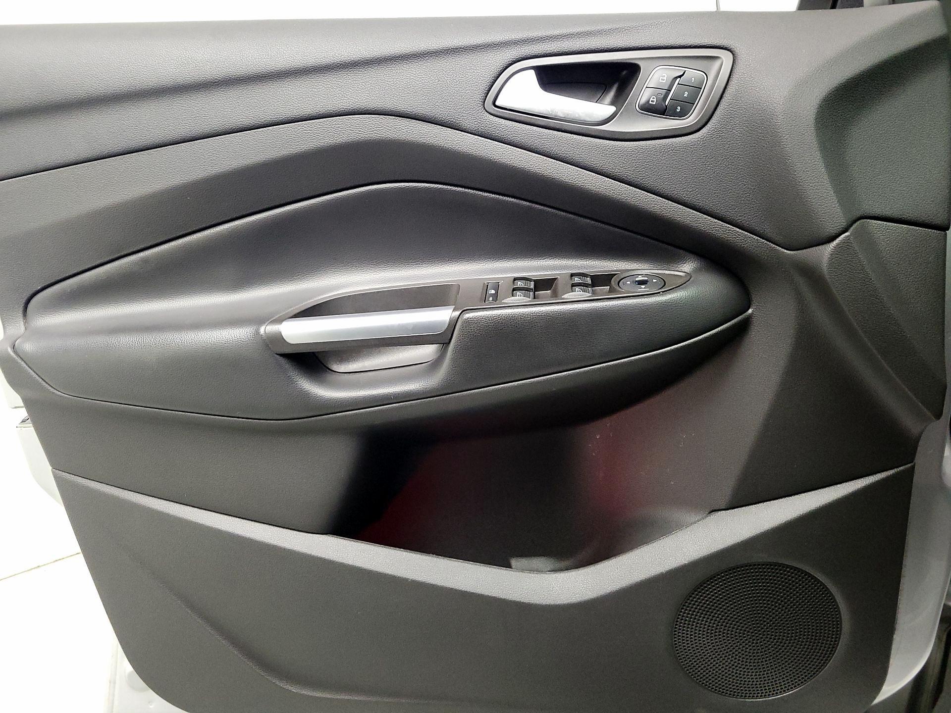 Thumbnail: 2019 Ford Escape - 12