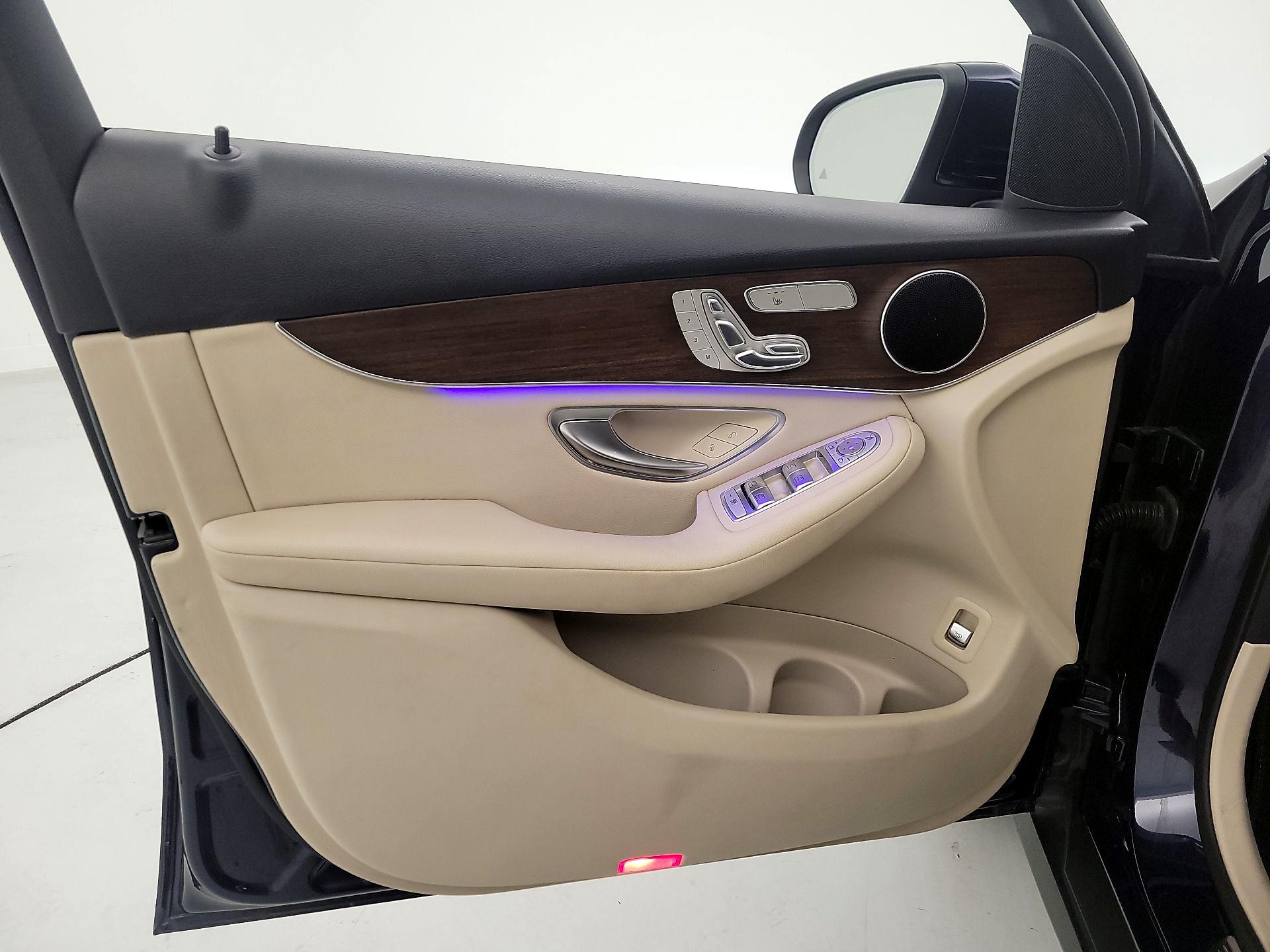 Thumbnail: 2021 Mercedes-Benz GLC - 12