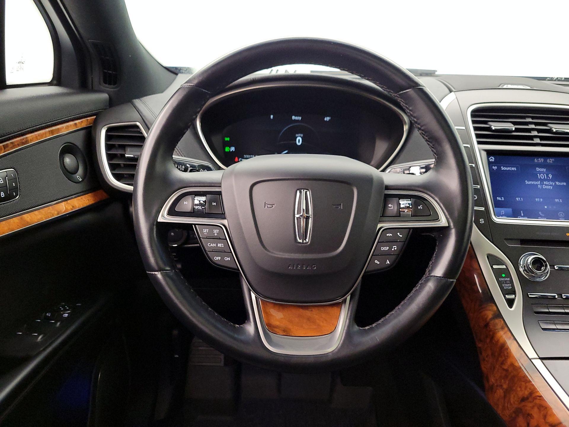 Thumbnail: 2020 Lincoln Nautilus - 10