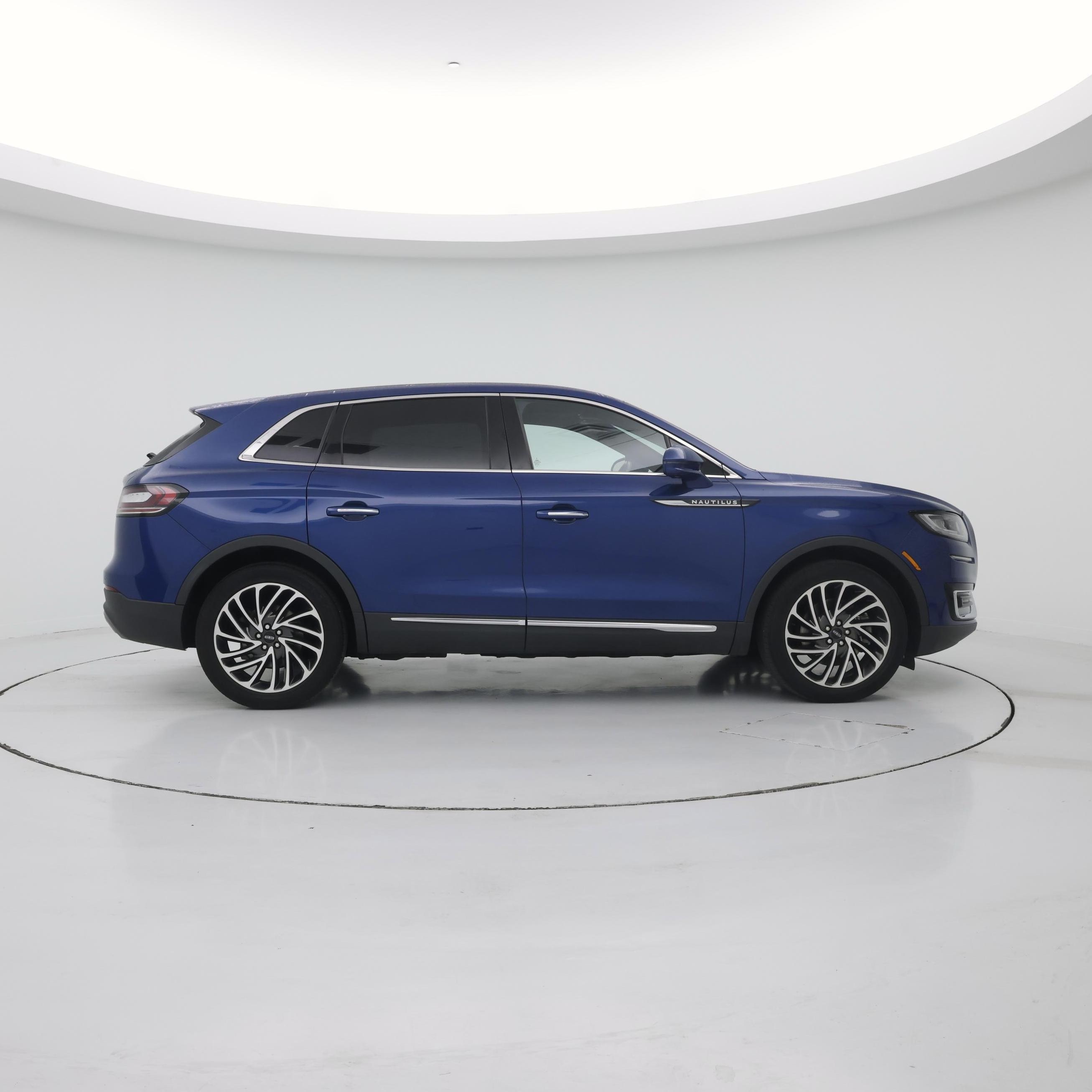Thumbnail: 2020 Lincoln Nautilus - 7