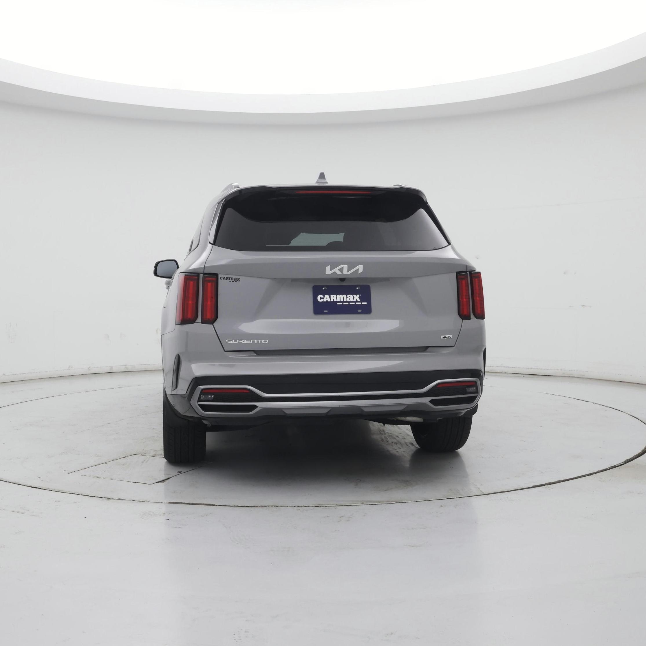 Thumbnail: 2023 Kia Sorento - 6