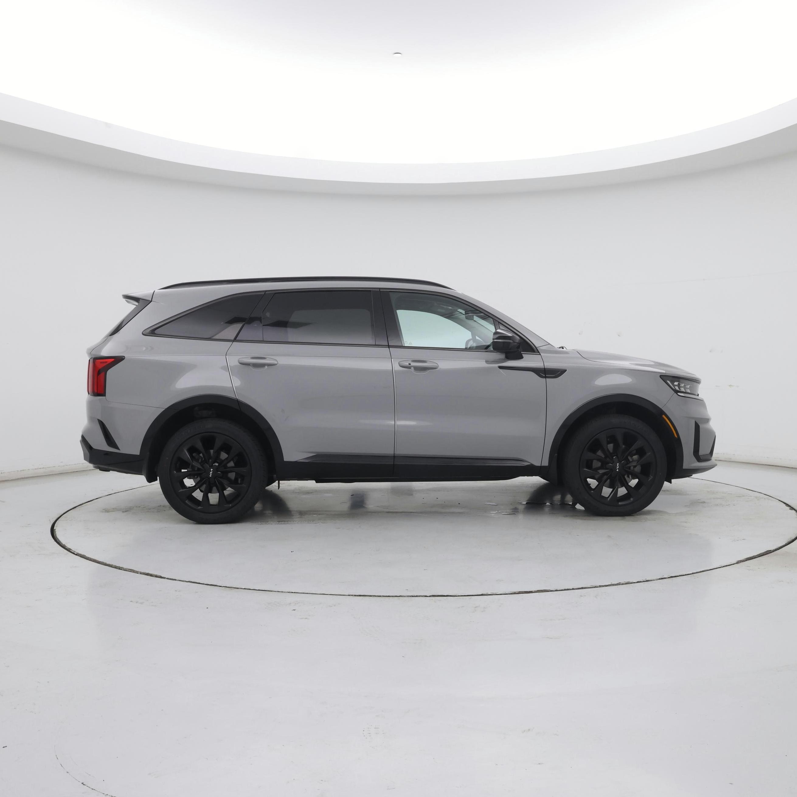 Thumbnail: 2023 Kia Sorento - 7