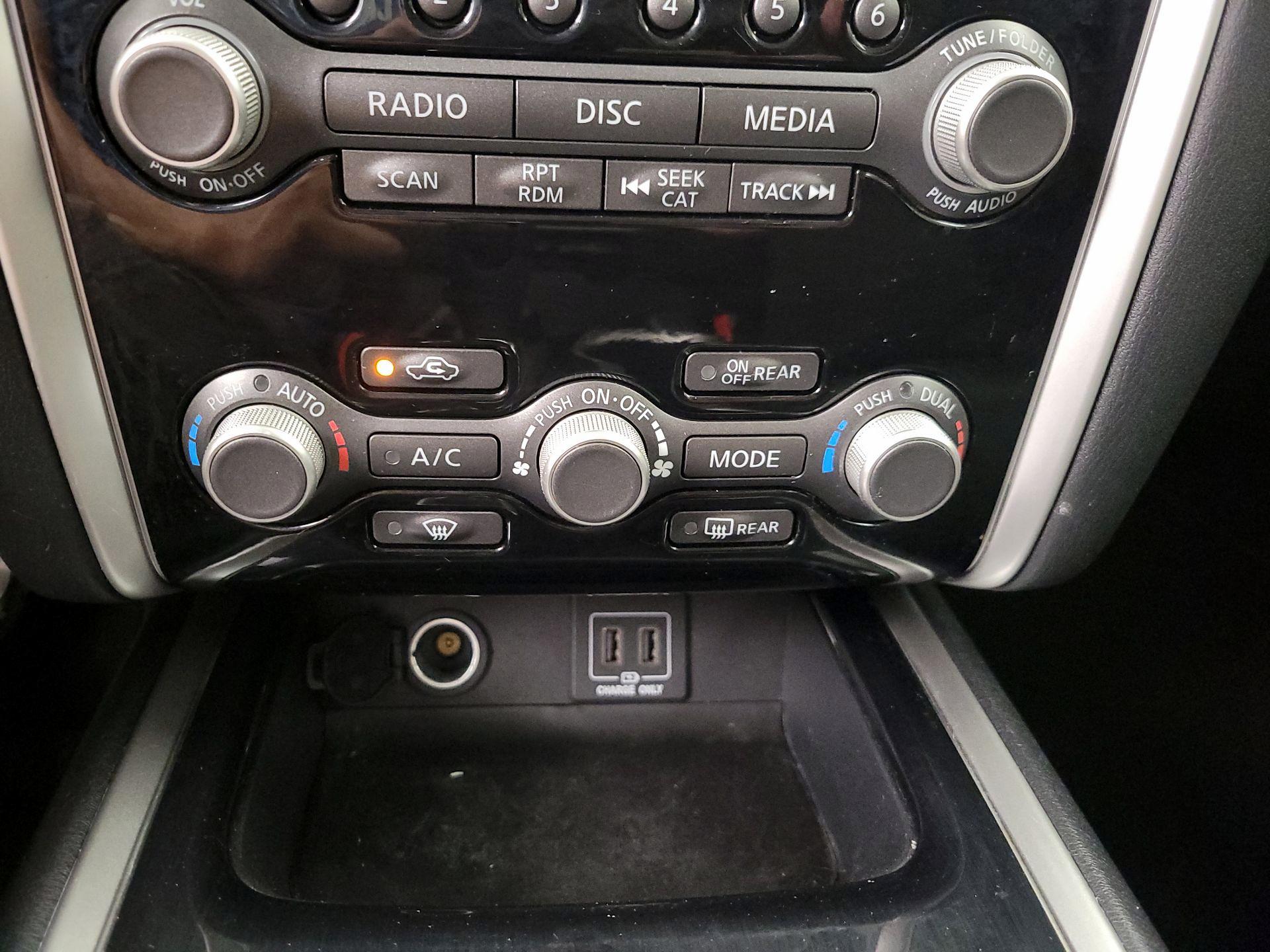 Thumbnail: 2018 Nissan Pathfinder - 16