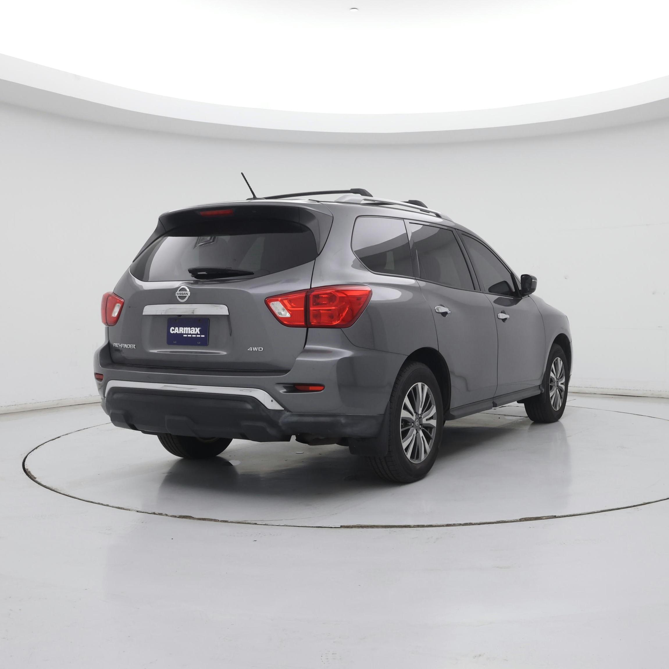 Thumbnail: 2018 Nissan Pathfinder - 8