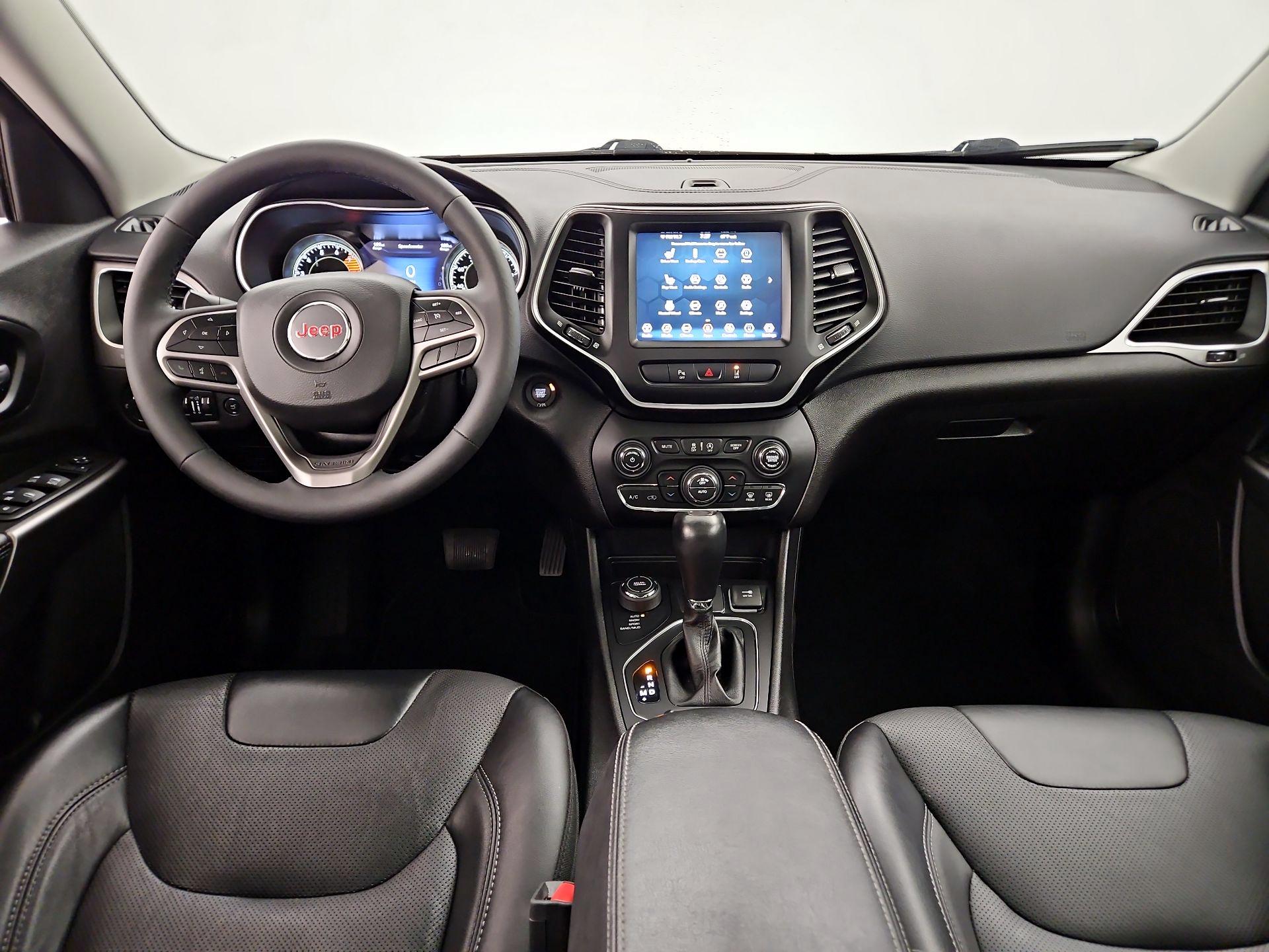 Thumbnail: 2022 Jeep Cherokee - 9