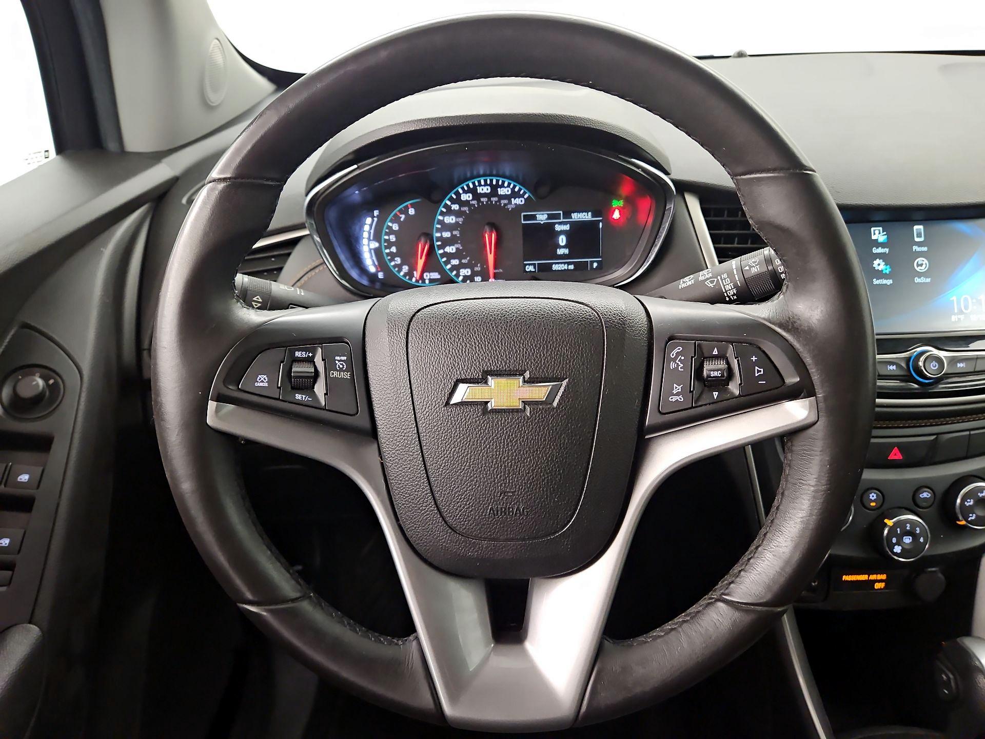 Thumbnail: 2017 Chevrolet Trax - 10