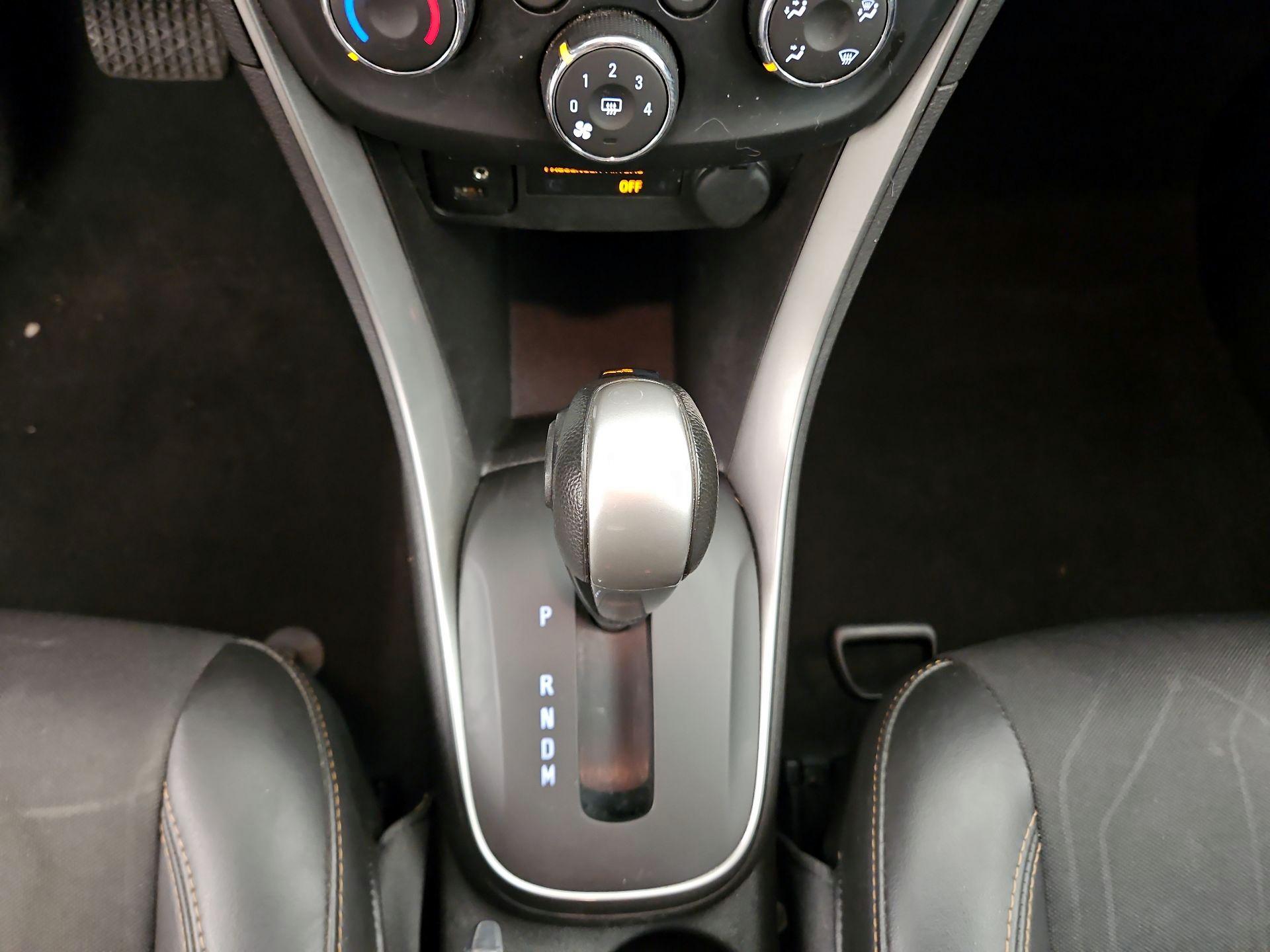 Thumbnail: 2017 Chevrolet Trax - 17