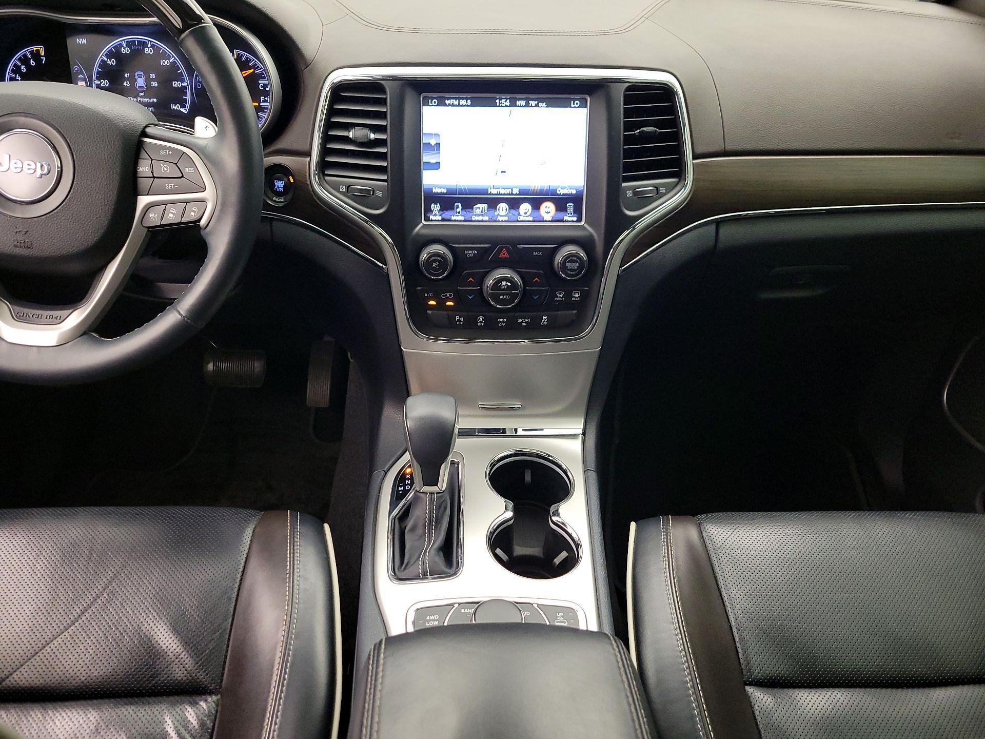 Thumbnail: 2016 Jeep Grand Cherokee - 18