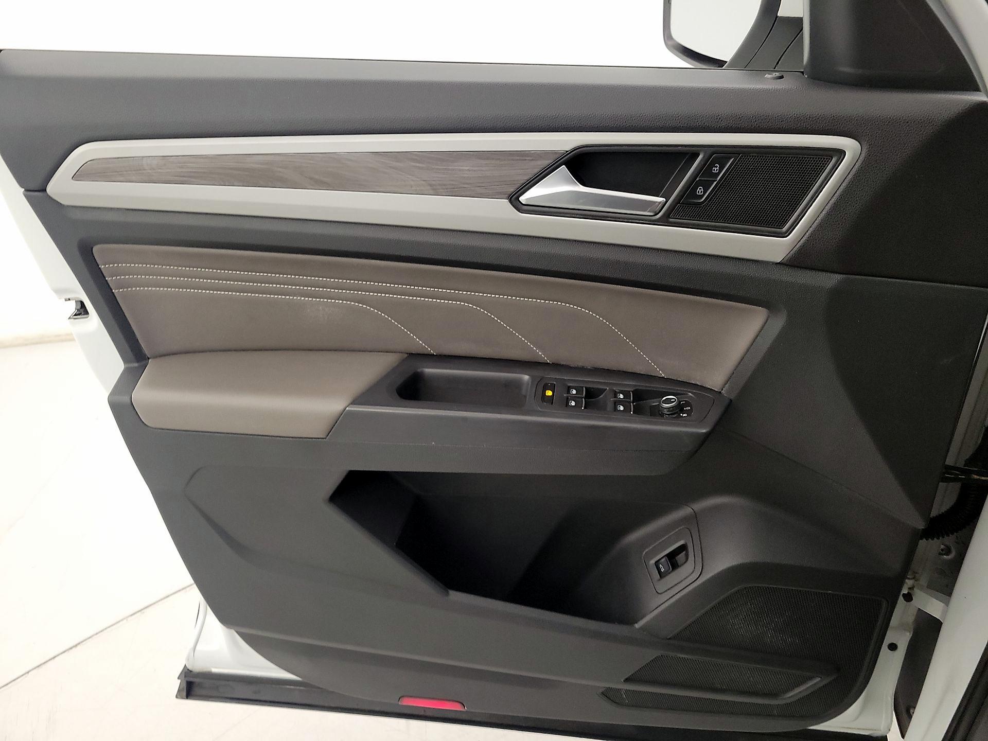 Thumbnail: 2021 Volkswagen Atlas - 12