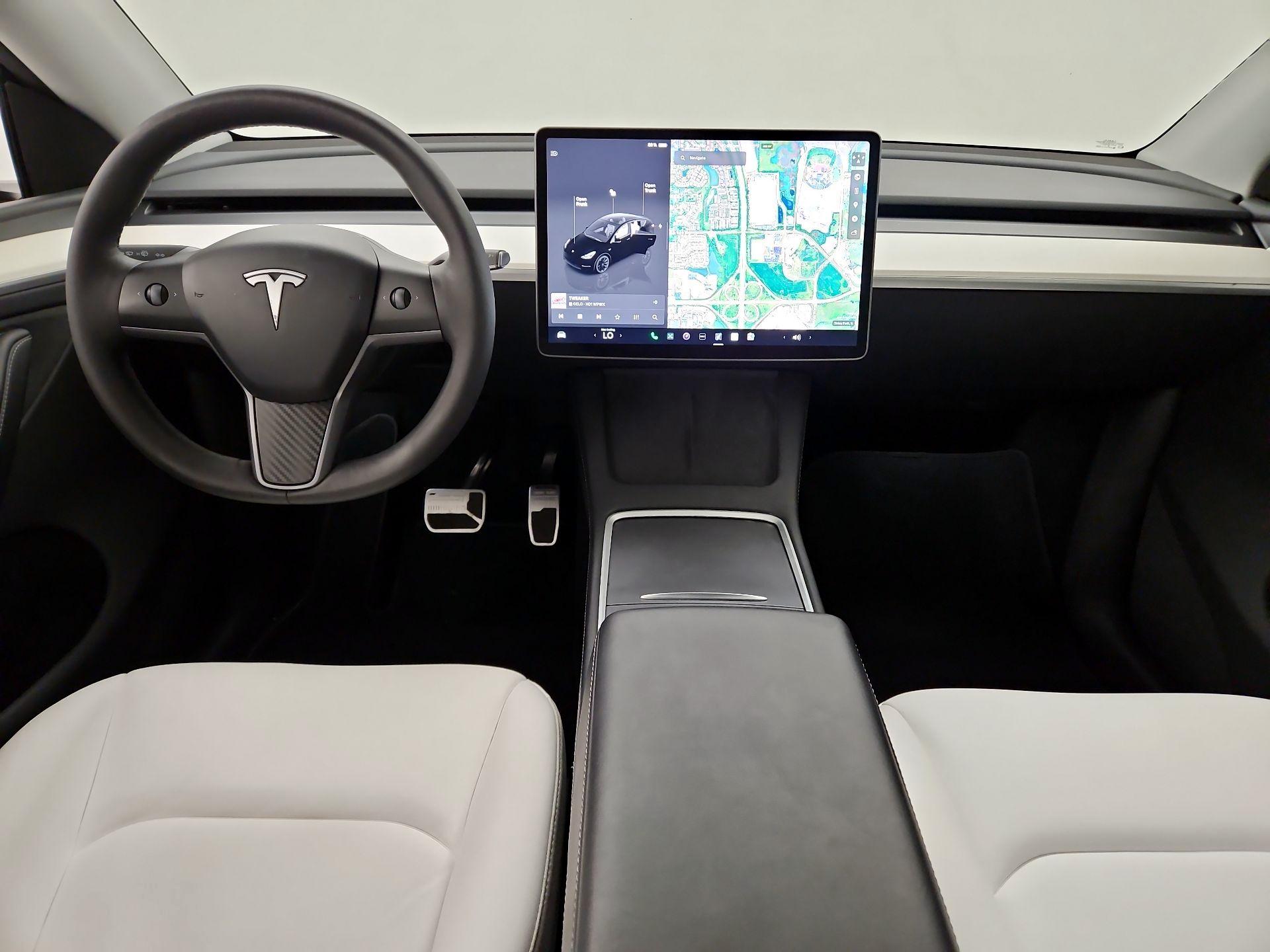 Thumbnail: 2023 Tesla Model Y - 9