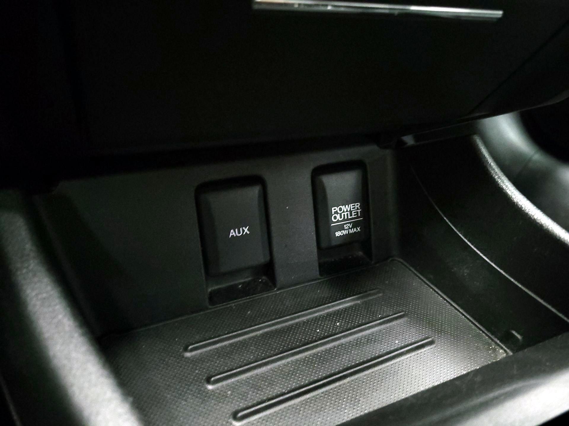 Thumbnail: 2014 Honda Civic - 18